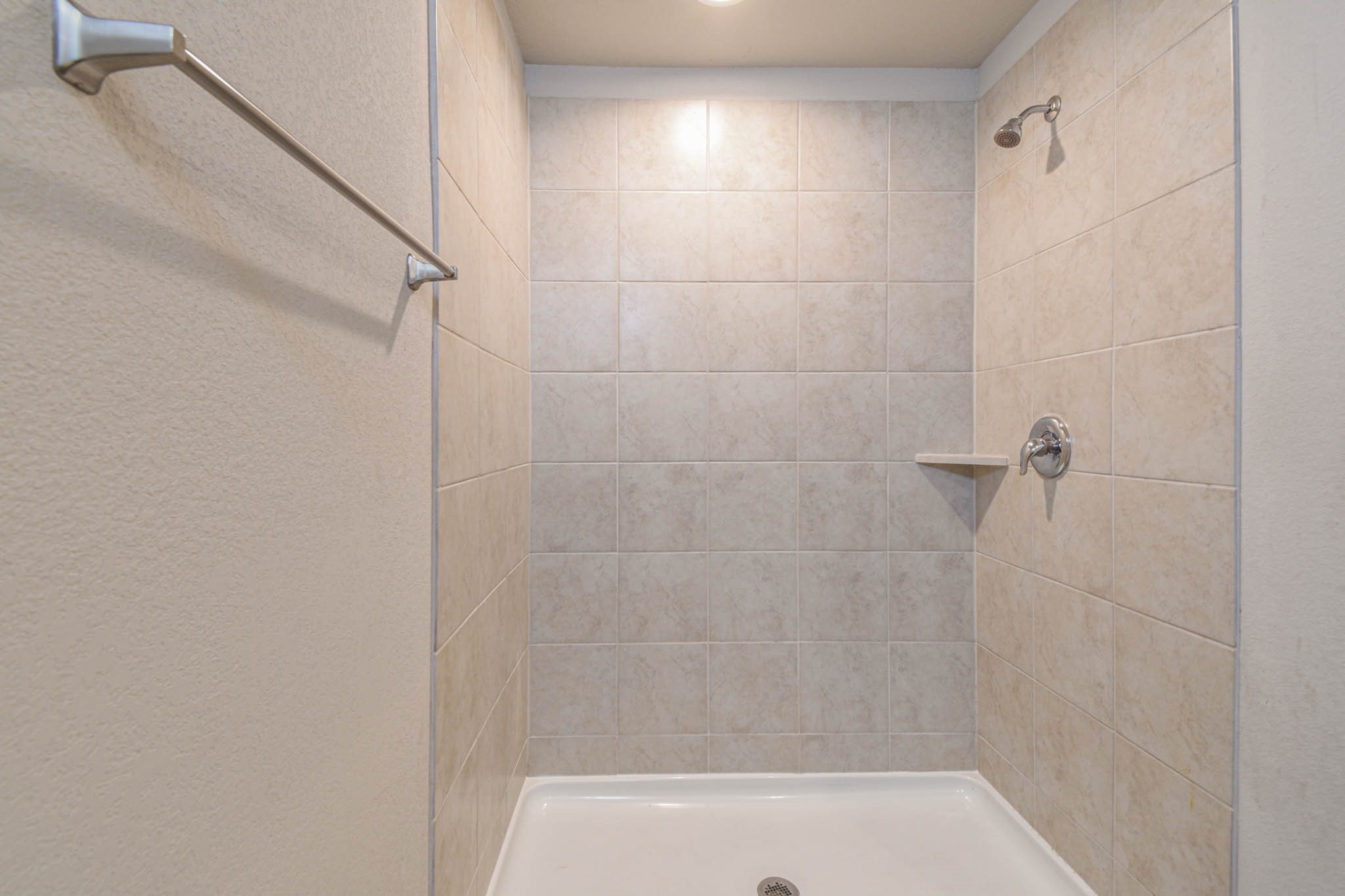 21540 Rustic Elm Drive Property Photo 15