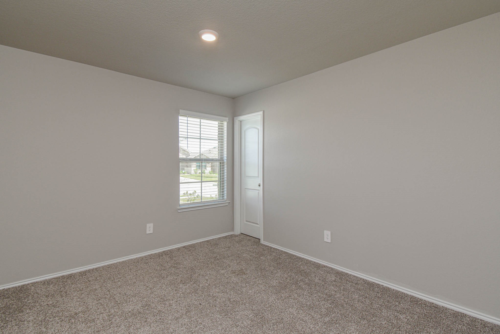 21540 Rustic Elm Drive Property Photo 16