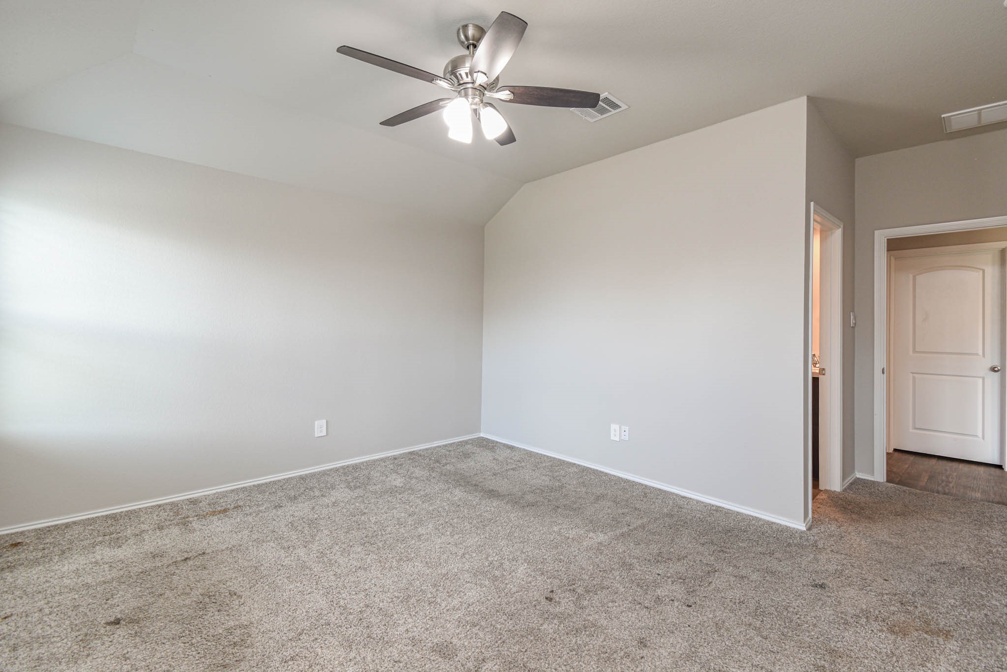 21540 Rustic Elm Drive Property Photo 21