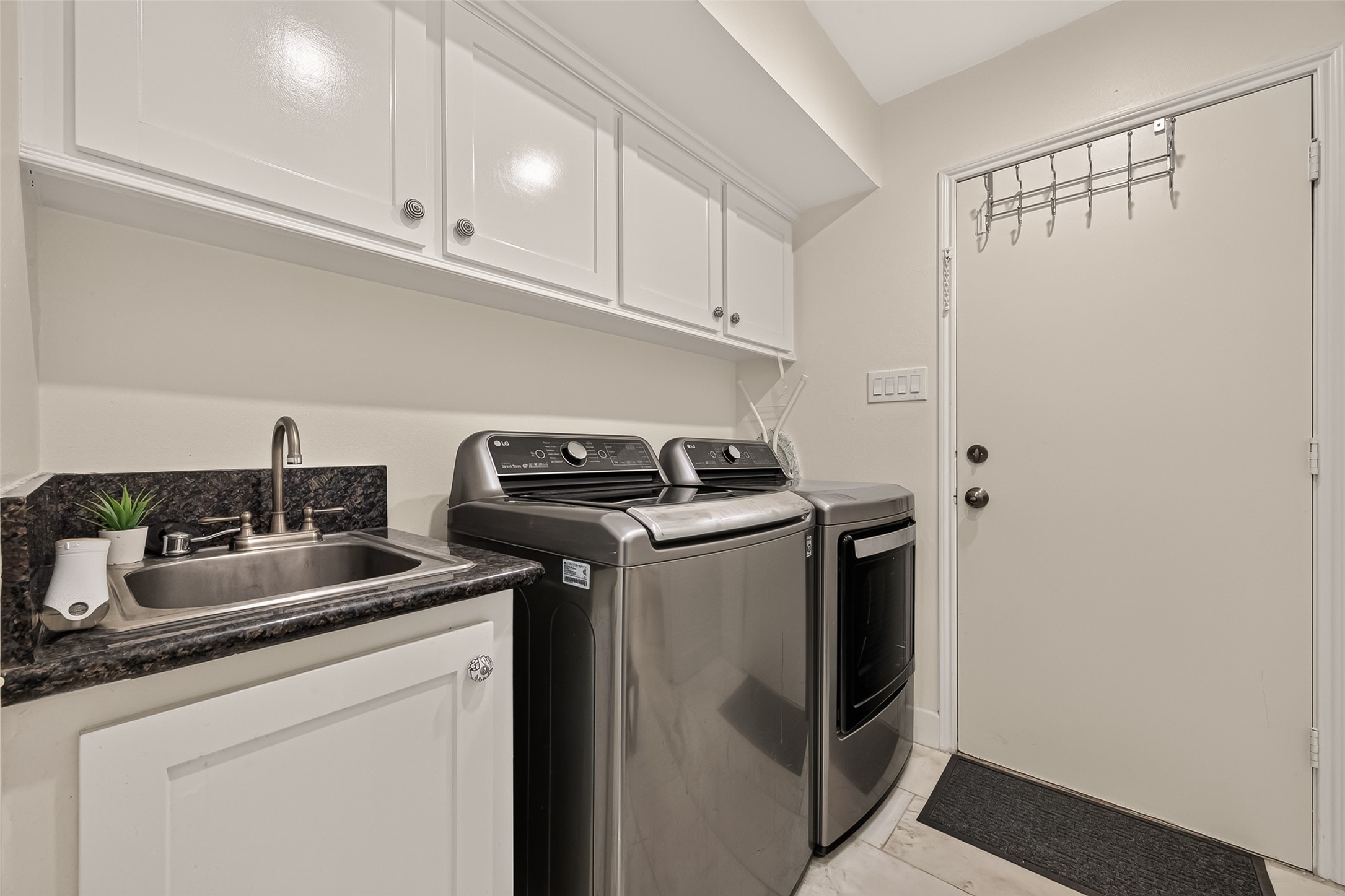 1602 Big Lake Drive Property Photo 41