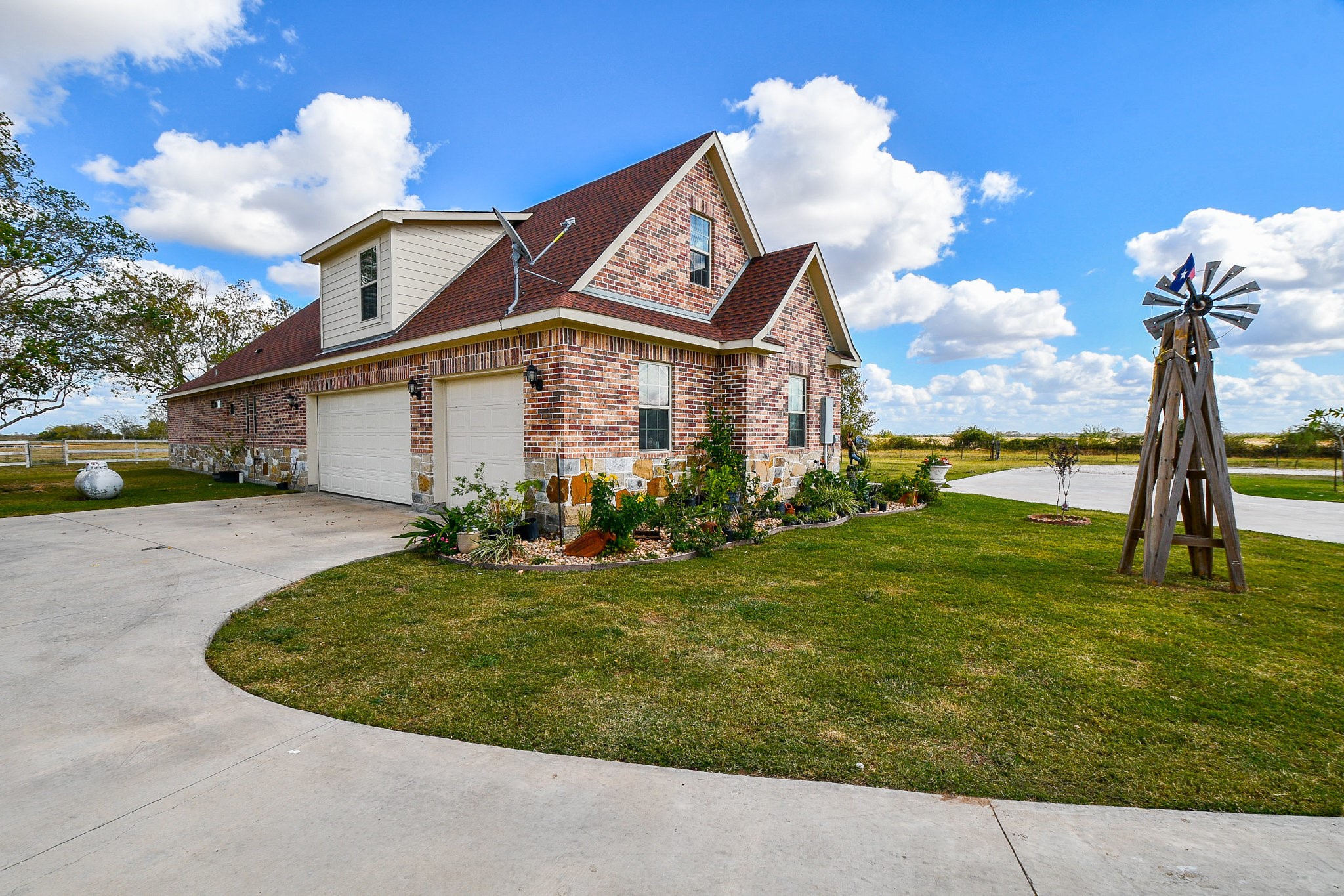 1093 Sunderman Road Property Photo 8