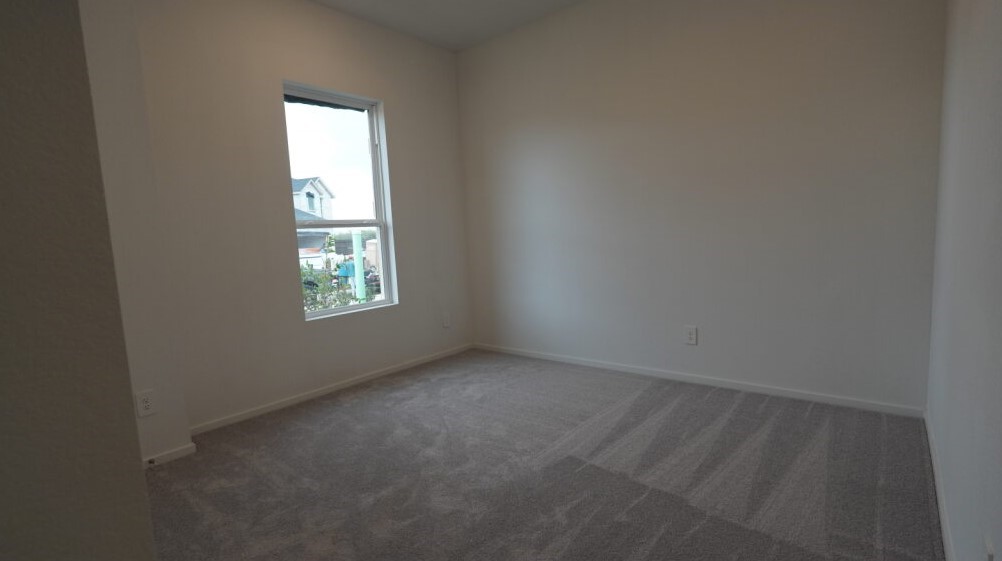 32130 Sweet Pea Meadows Drive Property Photo 9