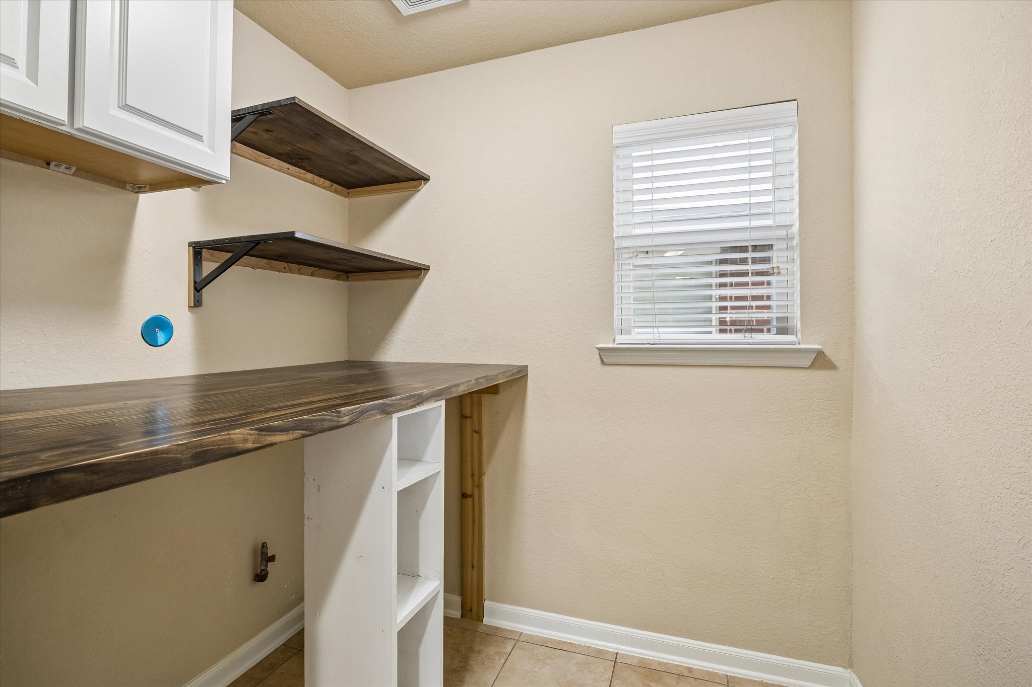 11927 Golden Lodge Lane Property Photo 6