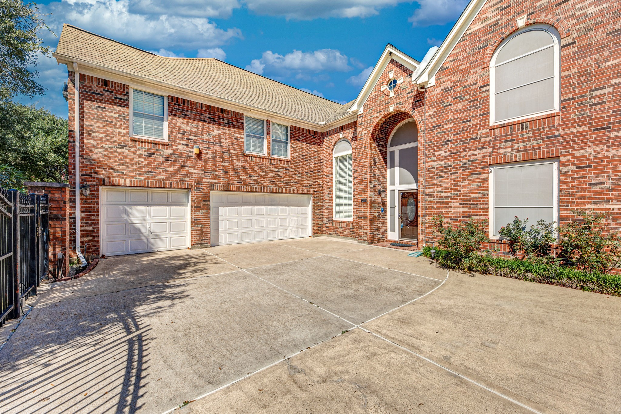 1907 Waterside Drive Property Photo 5