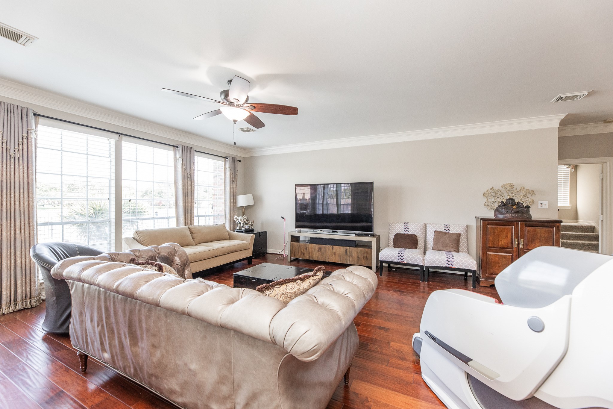 1907 Waterside Drive Property Photo 9