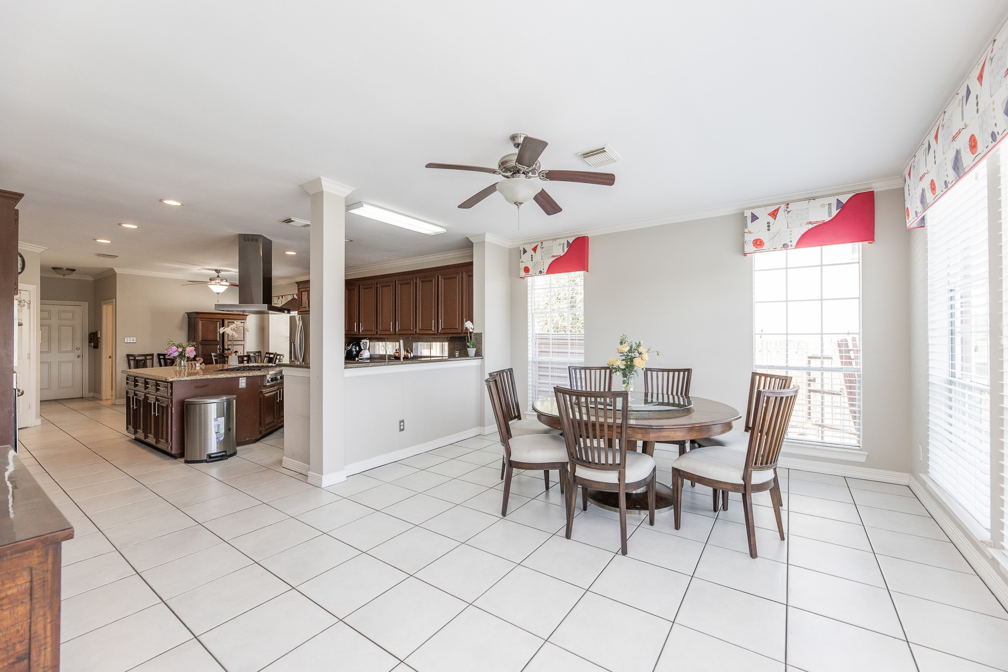 1907 Waterside Drive Property Photo 12