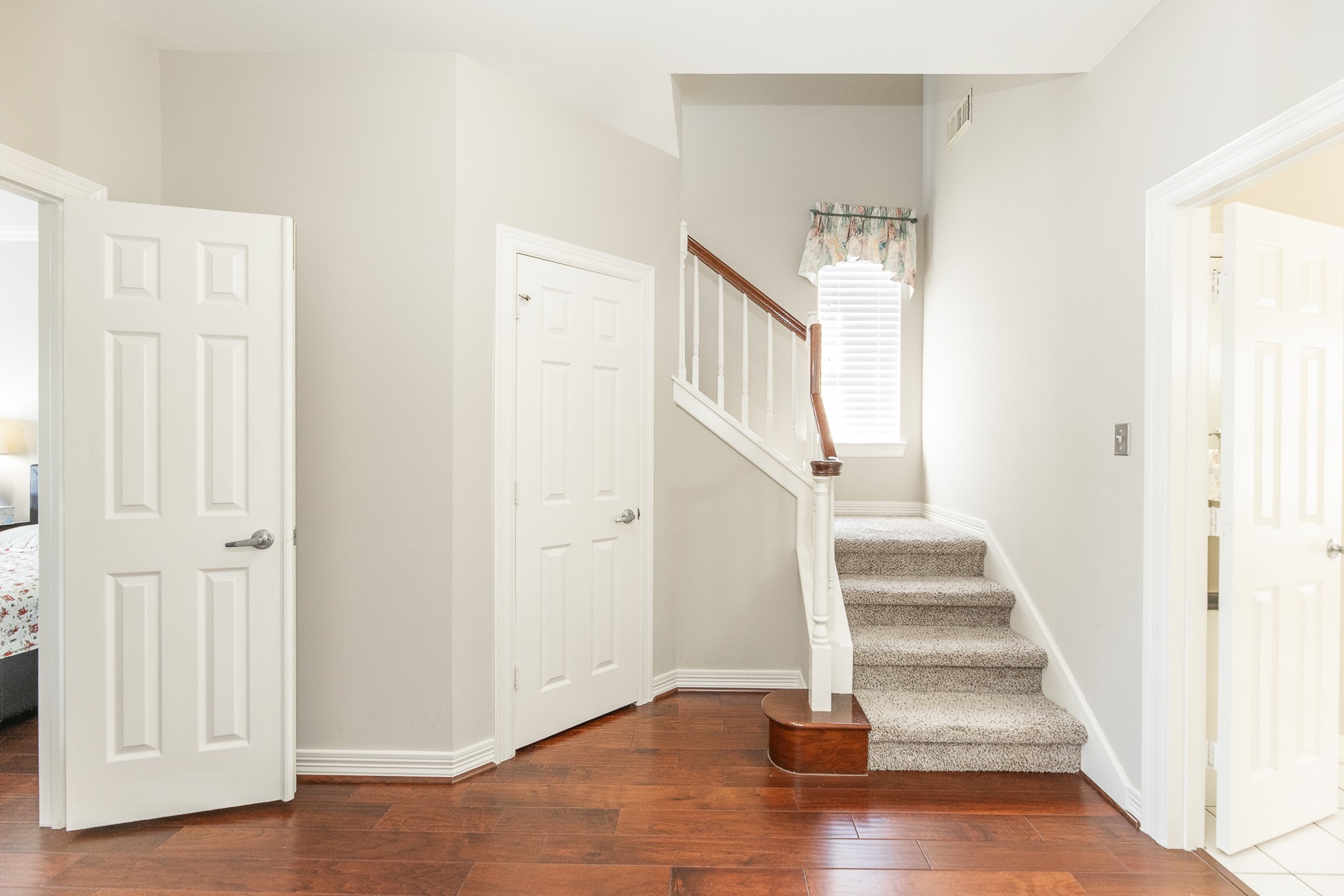 1907 Waterside Drive Property Photo 19