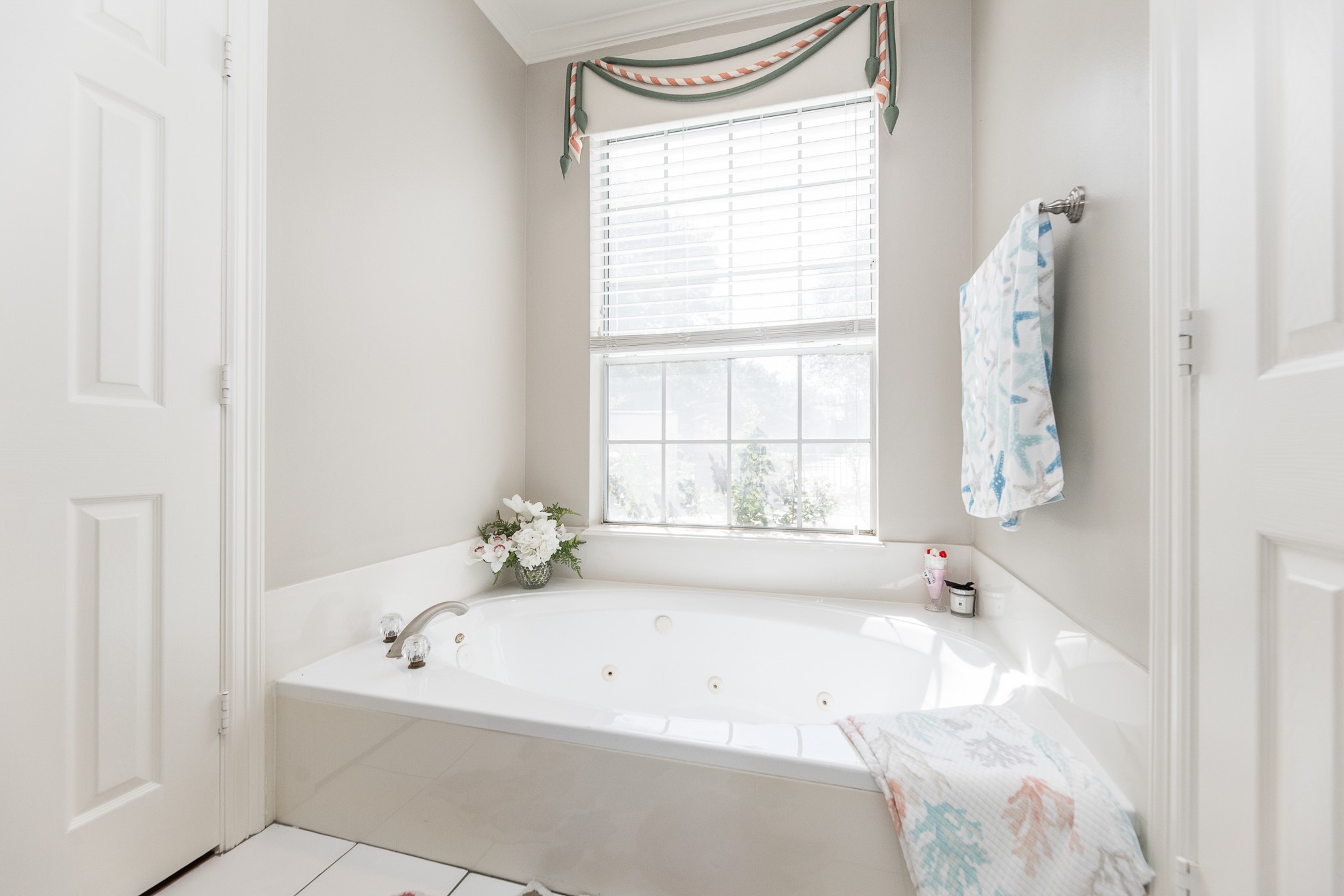 1907 Waterside Drive Property Photo 24