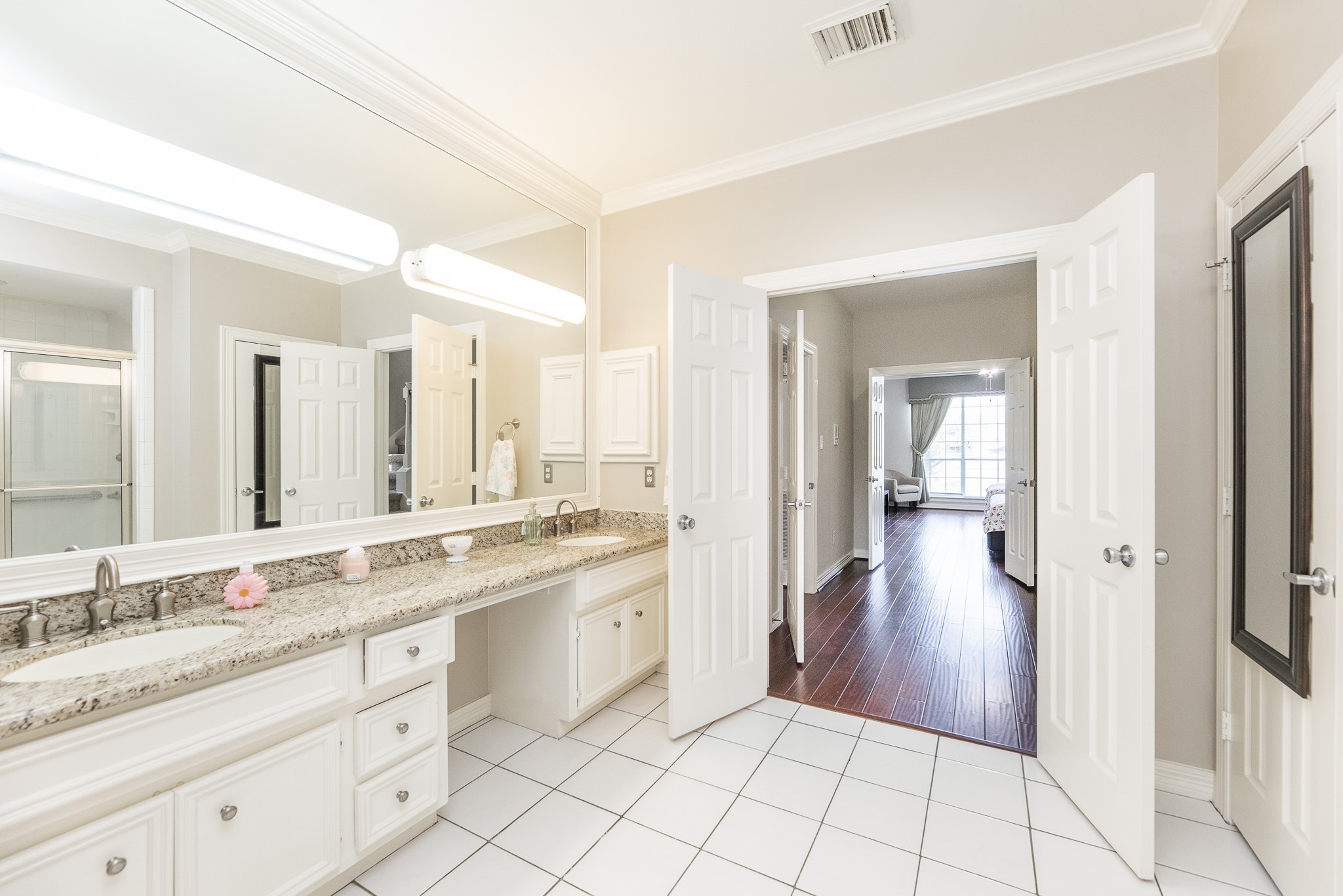 1907 Waterside Drive Property Photo 25