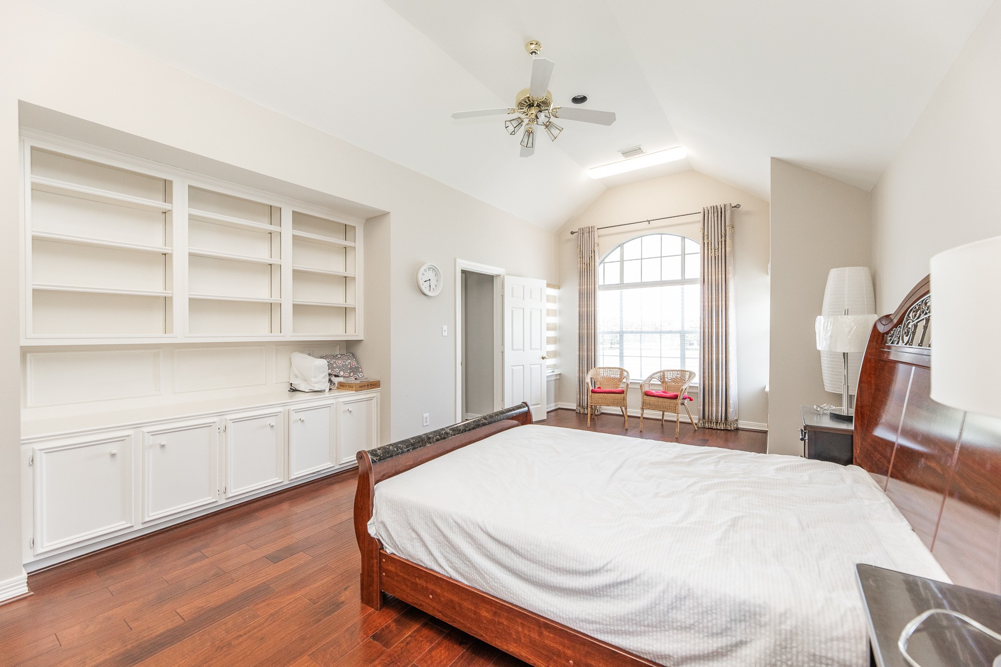 1907 Waterside Drive Property Photo 27