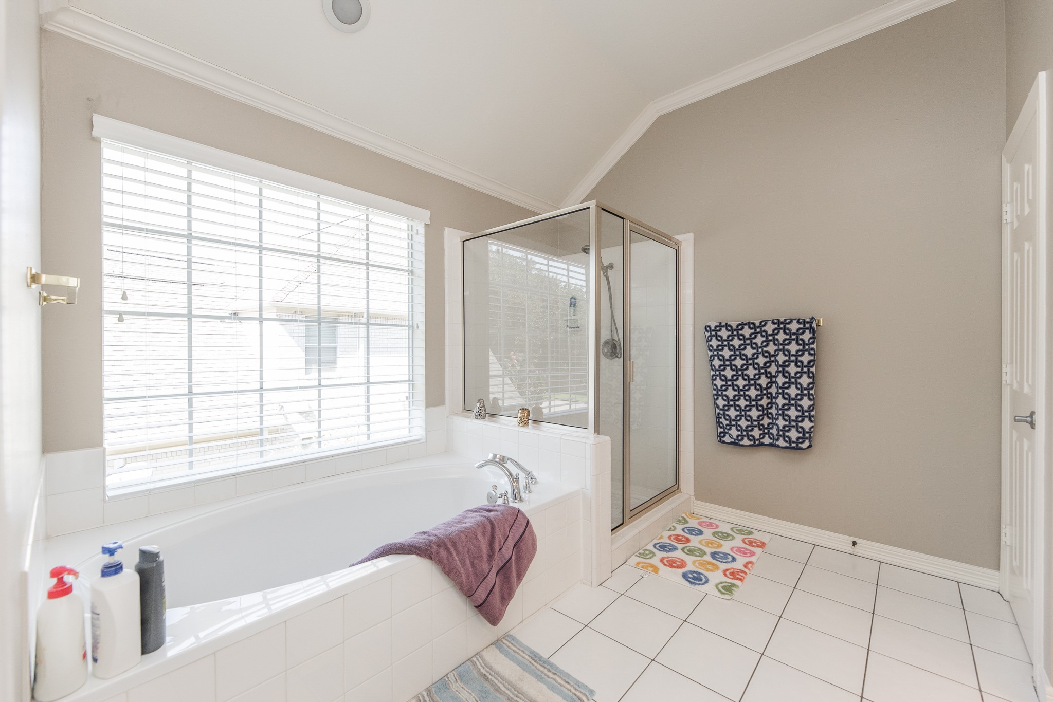 1907 Waterside Drive Property Photo 37