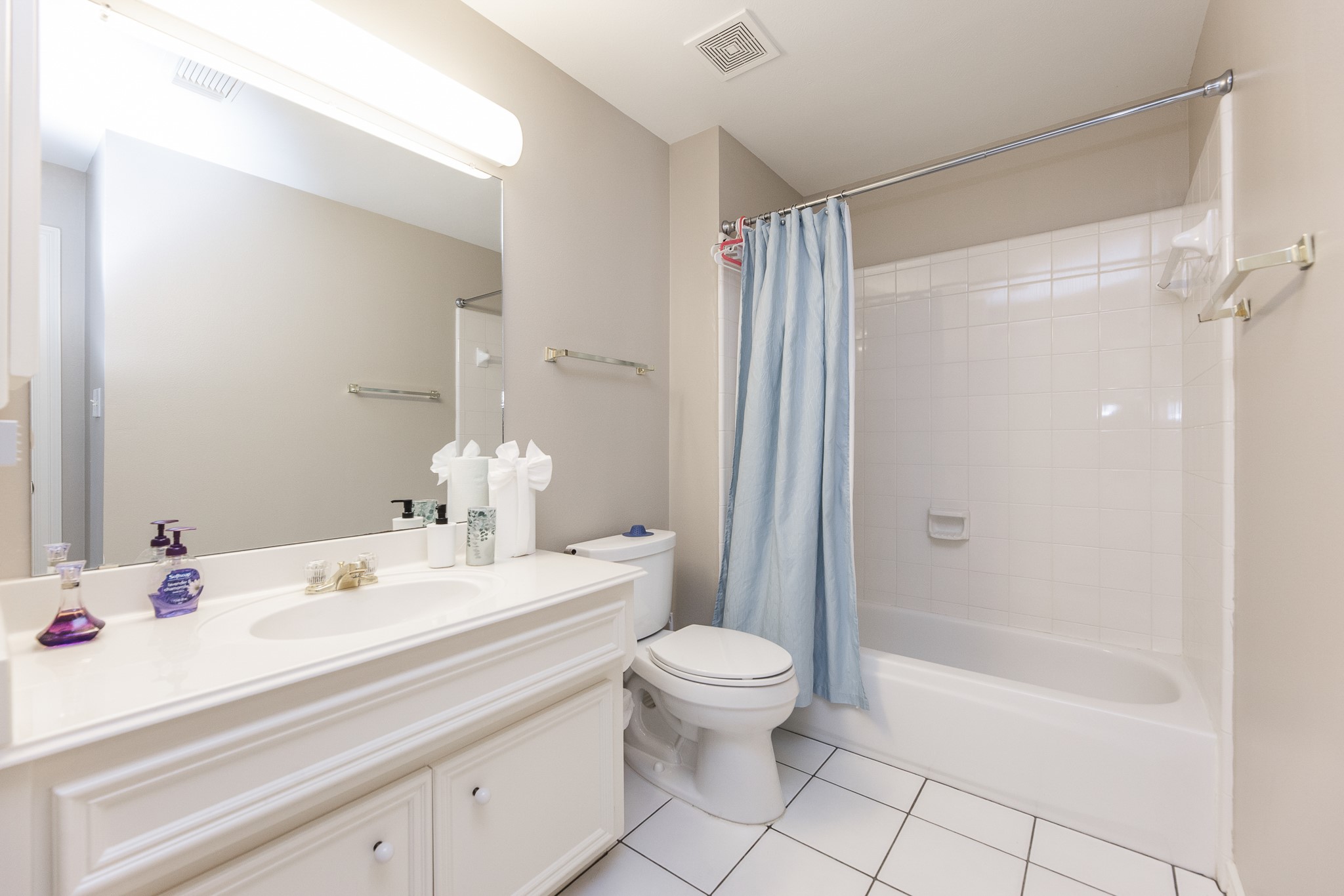 1907 Waterside Drive Property Photo 41