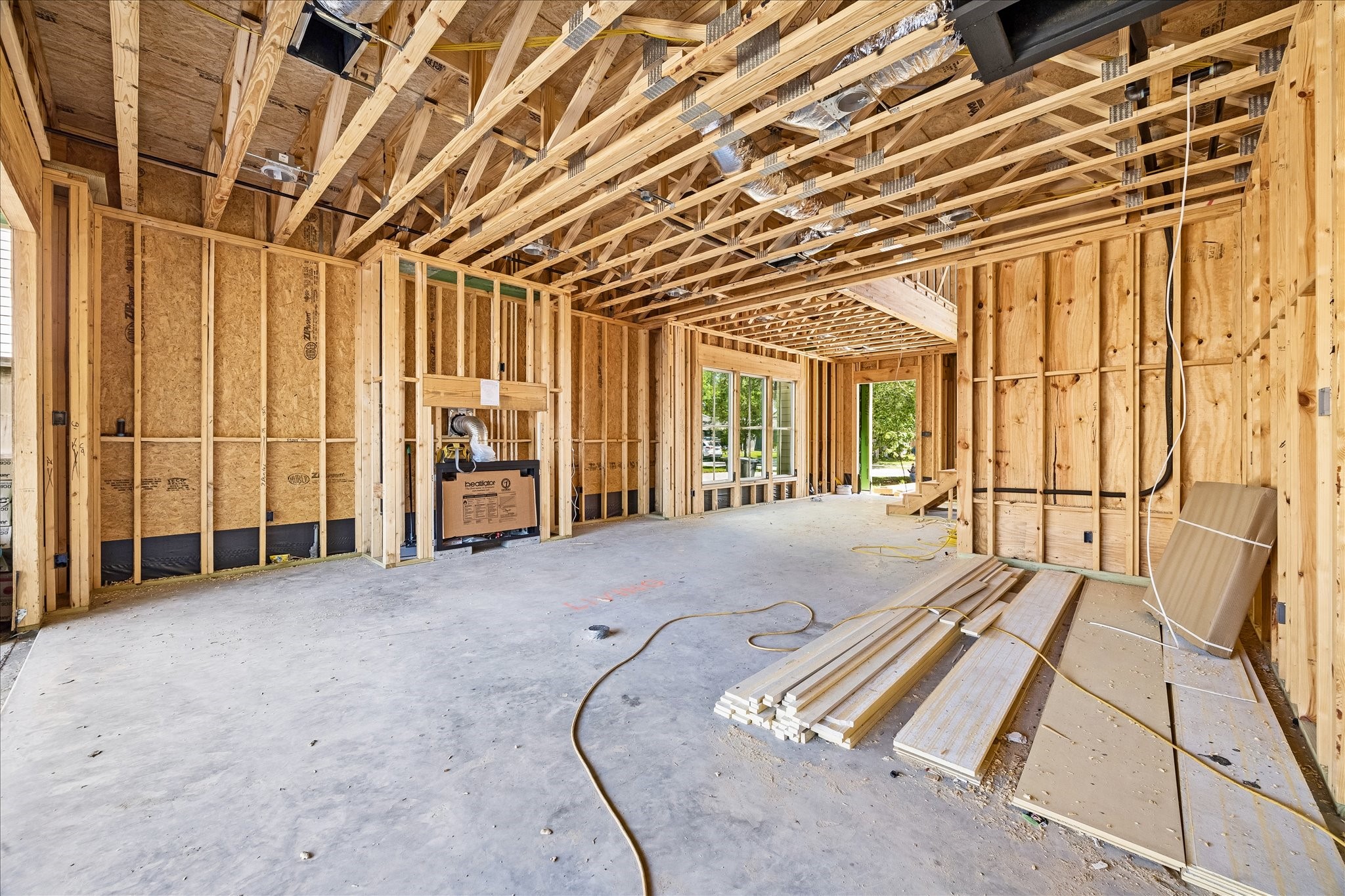 1510 Chantilly Lane Property Photo 4