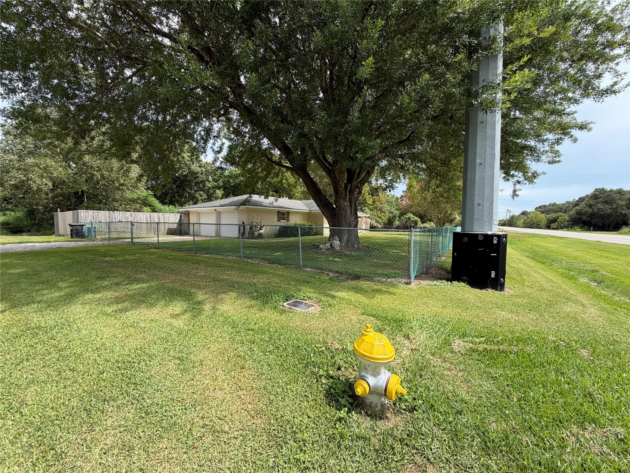 2004 9th Street Property Photo 4