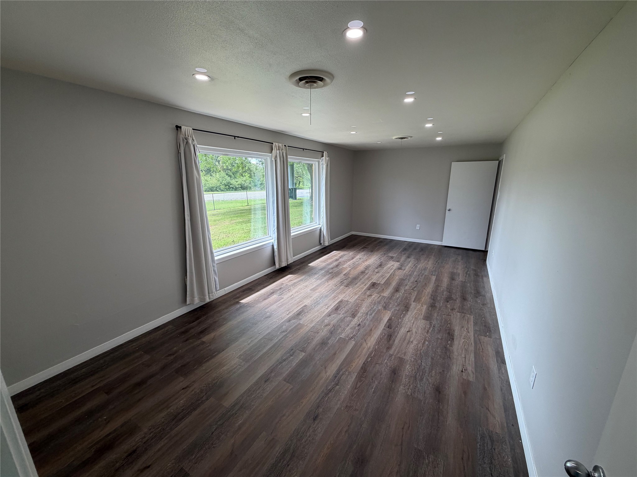 2004 9th Street Property Photo 26