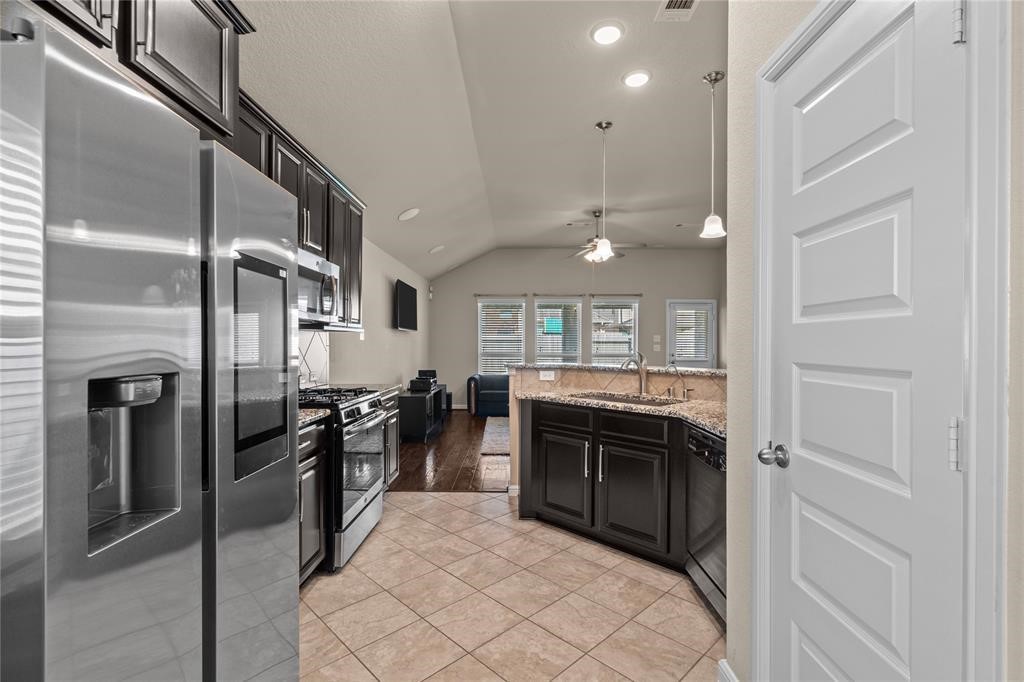 4808 Ladona Court Property Photo 15