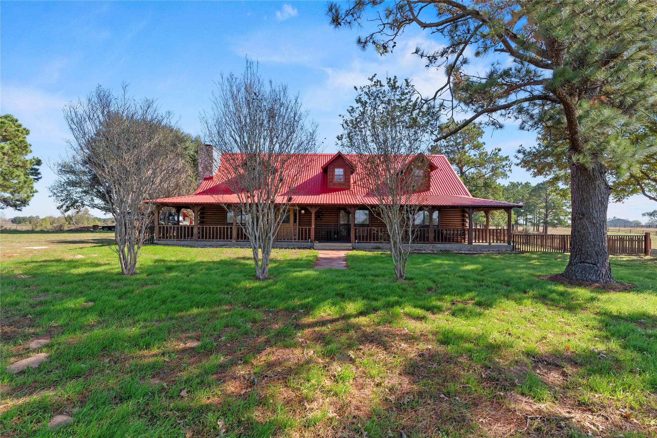 6490 Adams Flat Road Property Photo