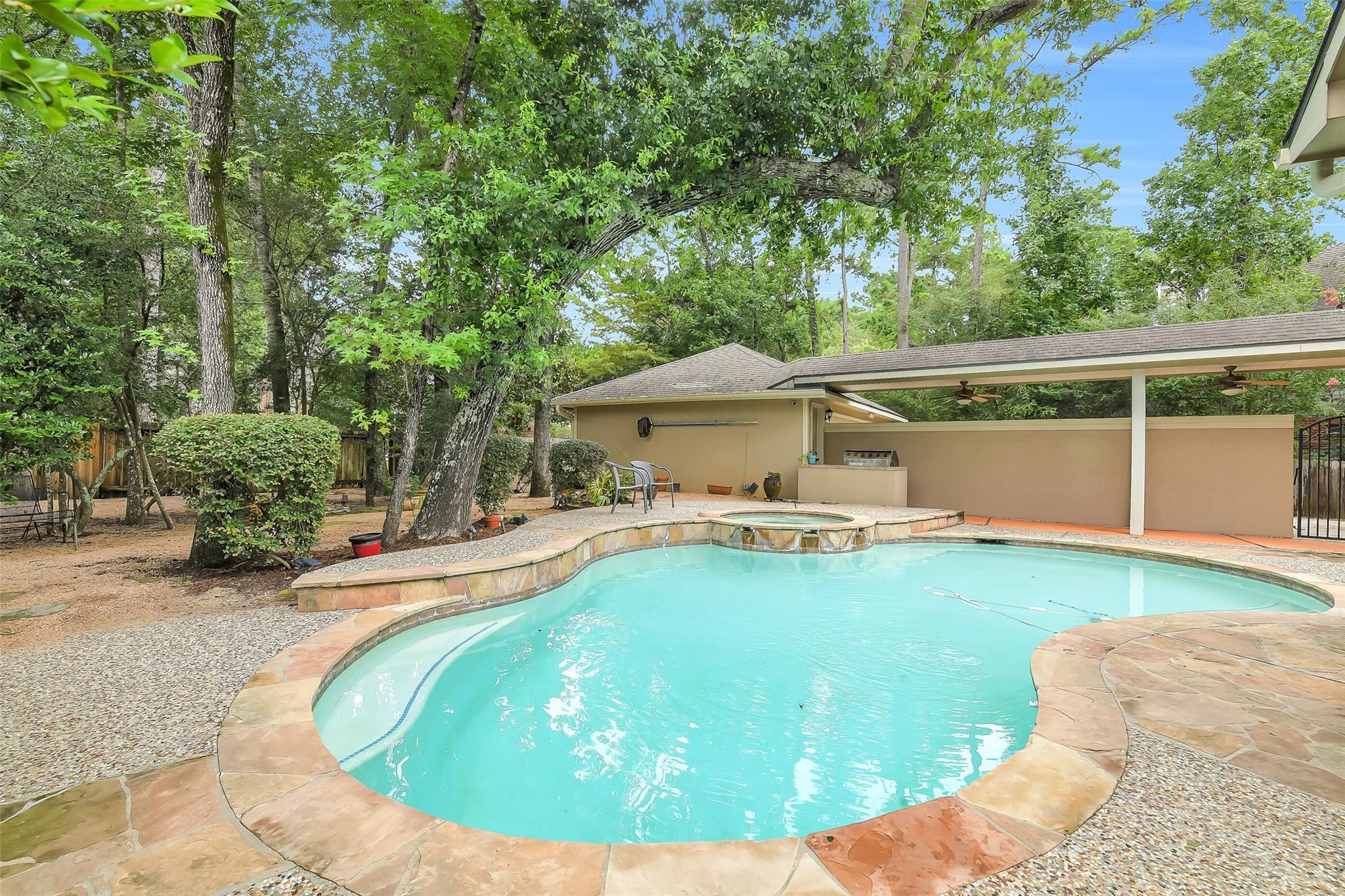 7 Larkspur Trail Property Photo 42