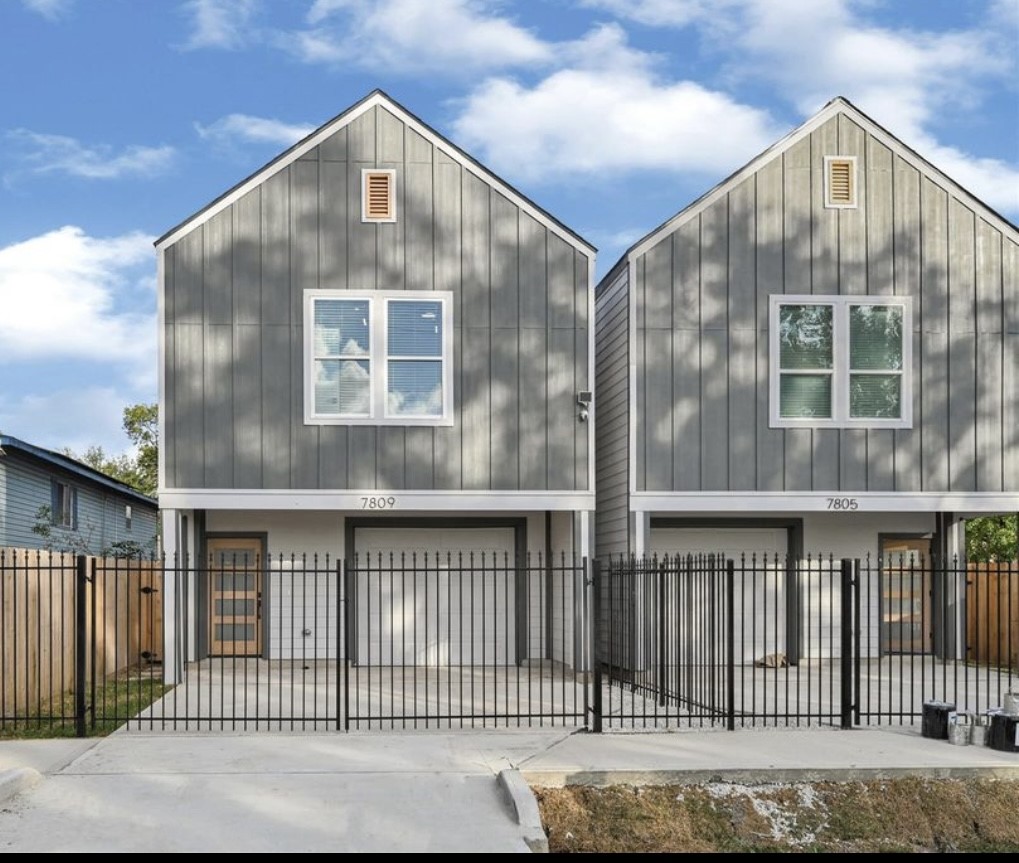 7809 Dyer St Property Photo 1