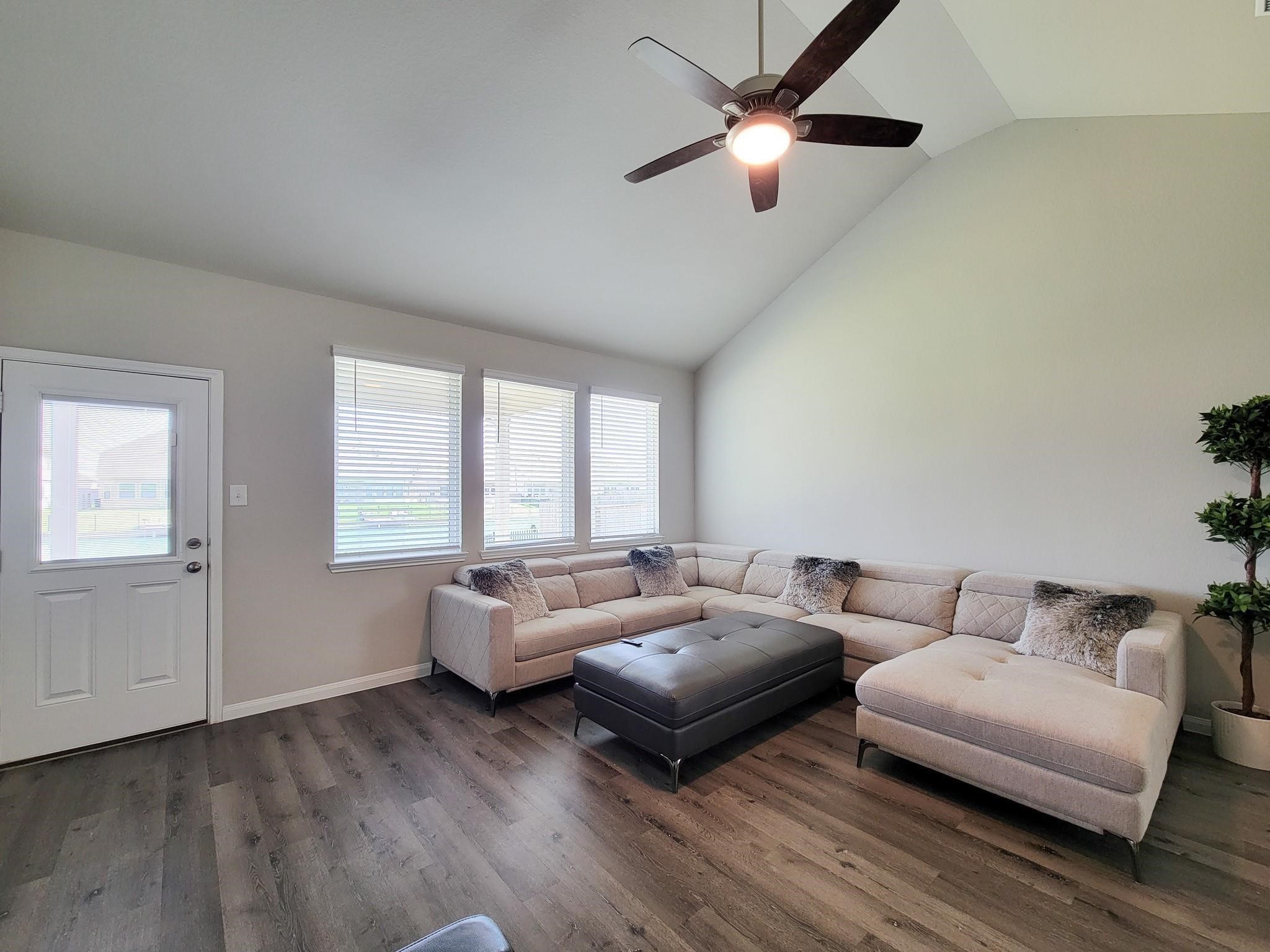 24822 Adami Veduta Court Property Photo 19