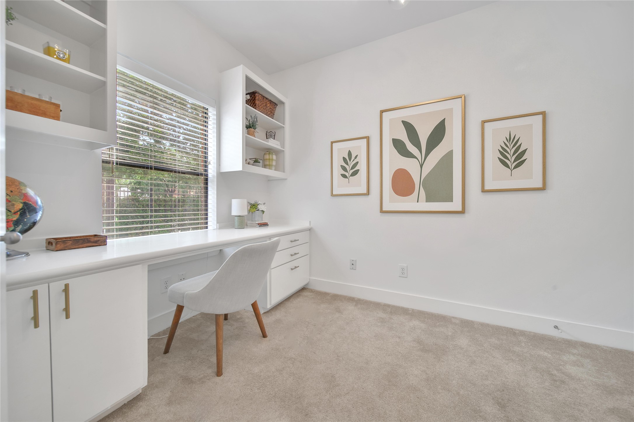 5022 Darling Street Property Photo 7