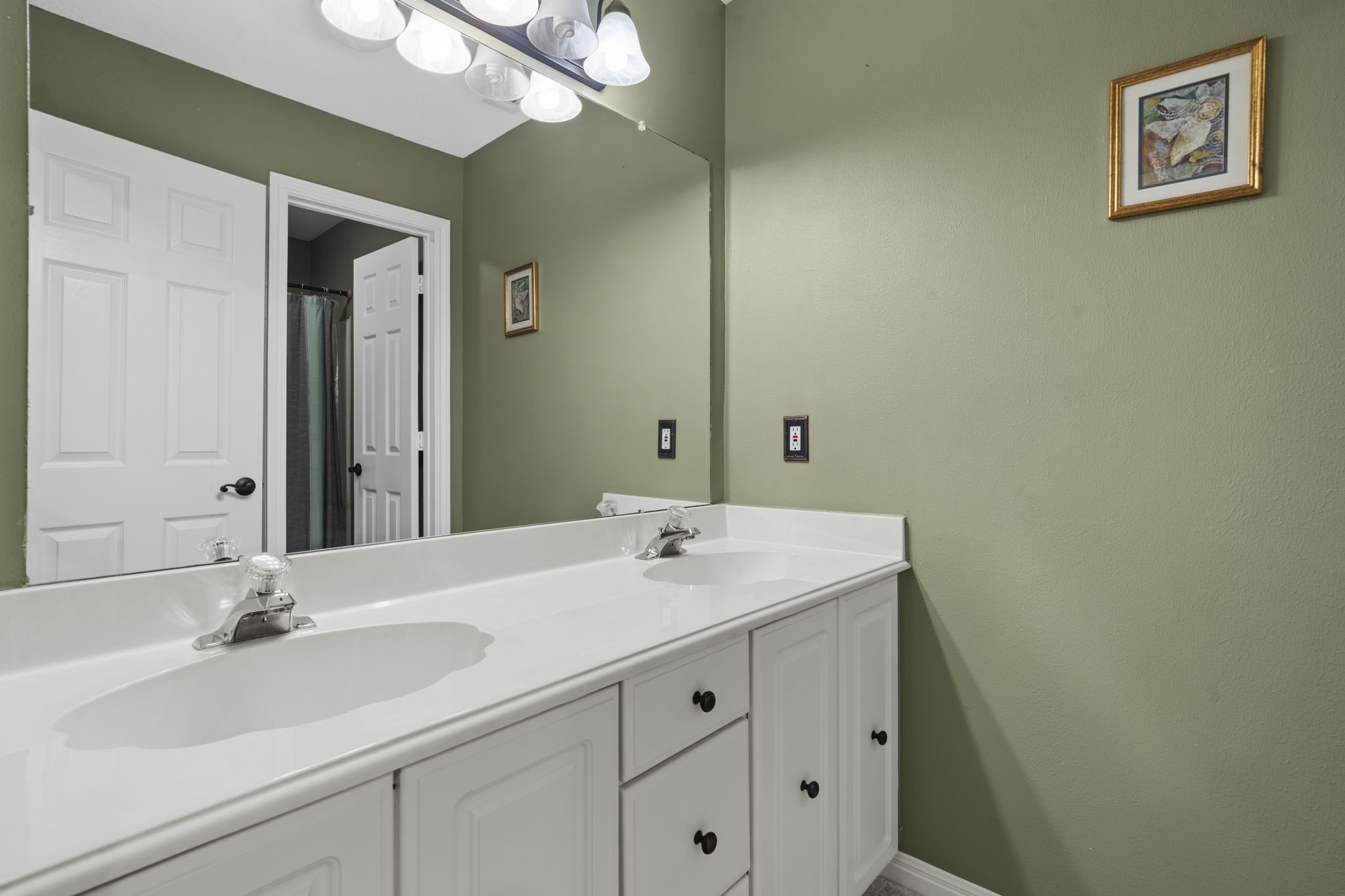 19610 Timber Ridge Drive Property Photo 28