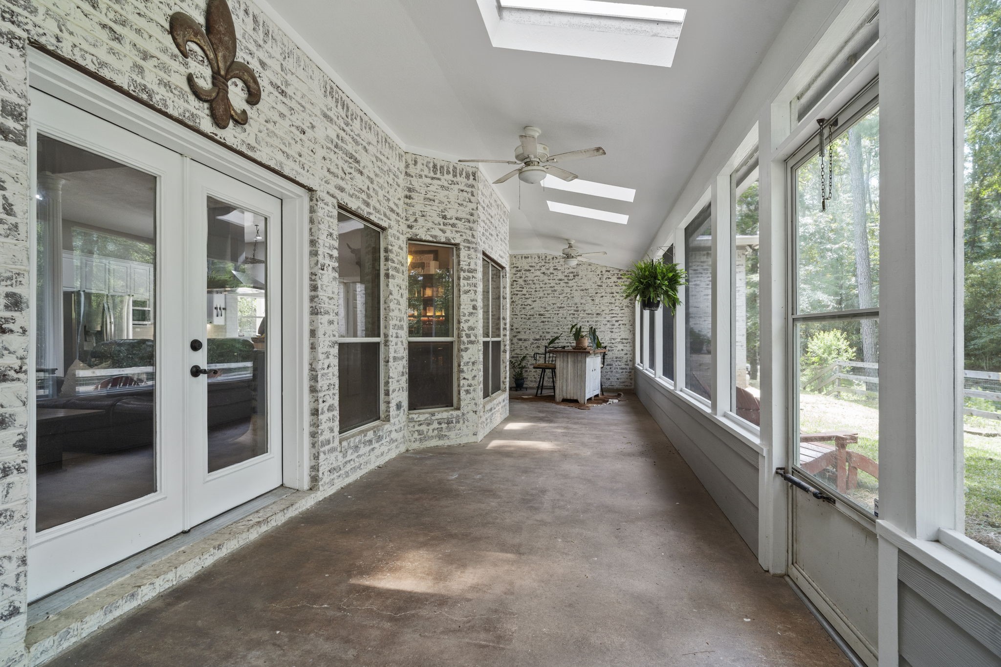 19610 Timber Ridge Drive Property Photo 30