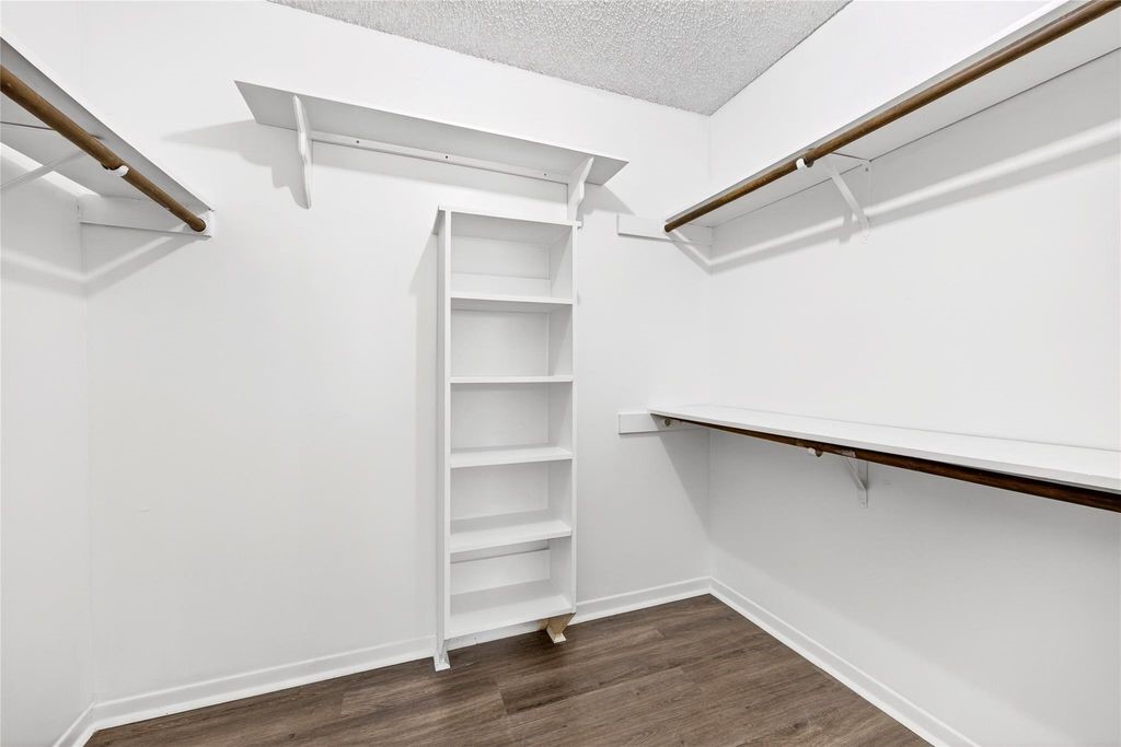 11103 Bellerive Drive Property Photo 23