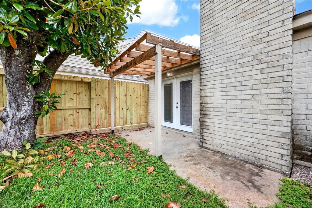 11103 Bellerive Drive Property Photo 35
