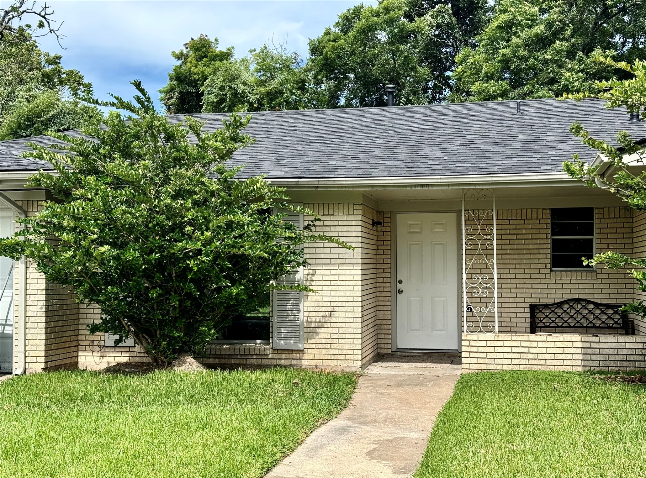 7 Richards Courts Property Photo 1