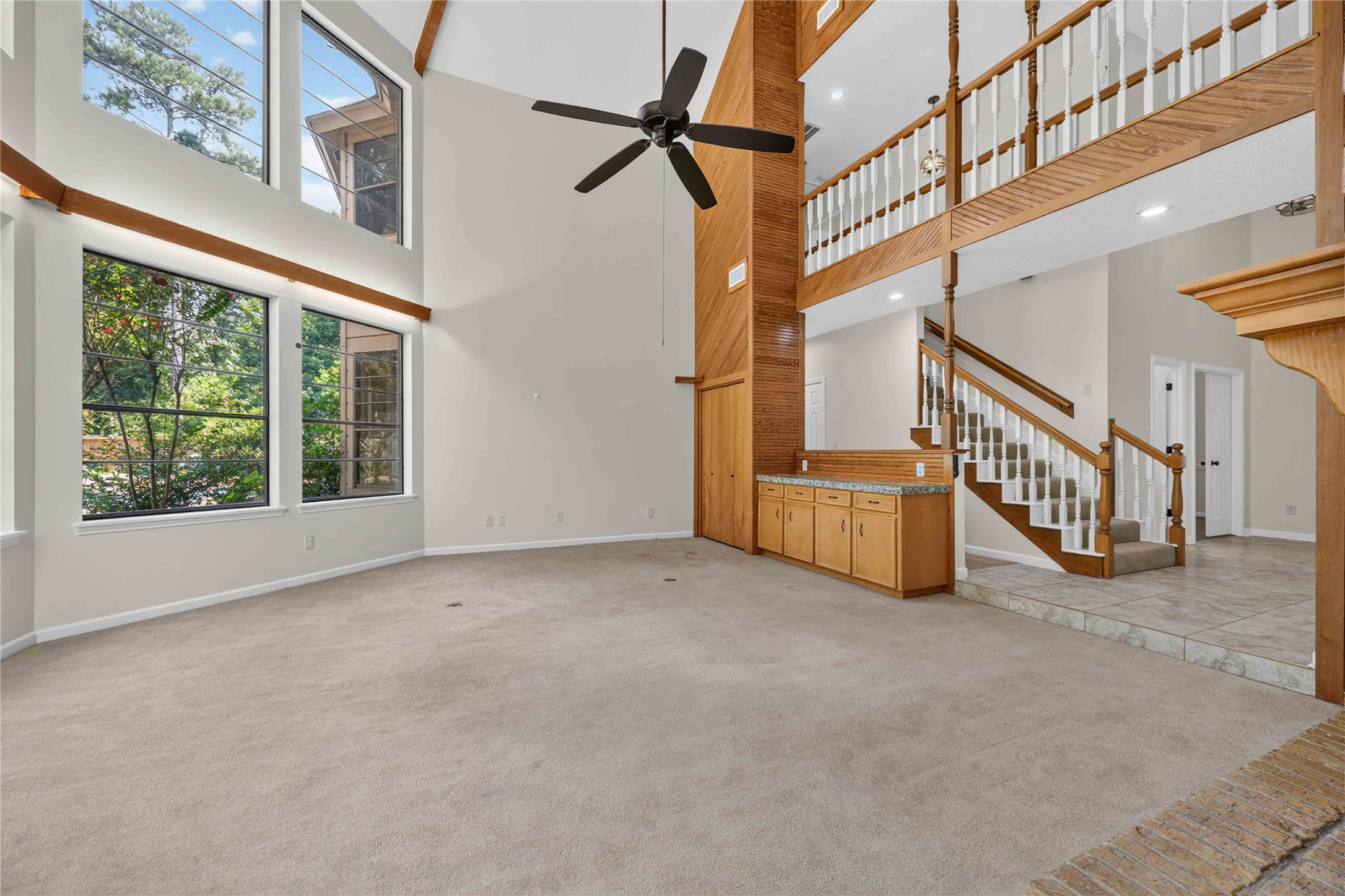 27 Shining Lakes Place Property Photo 6