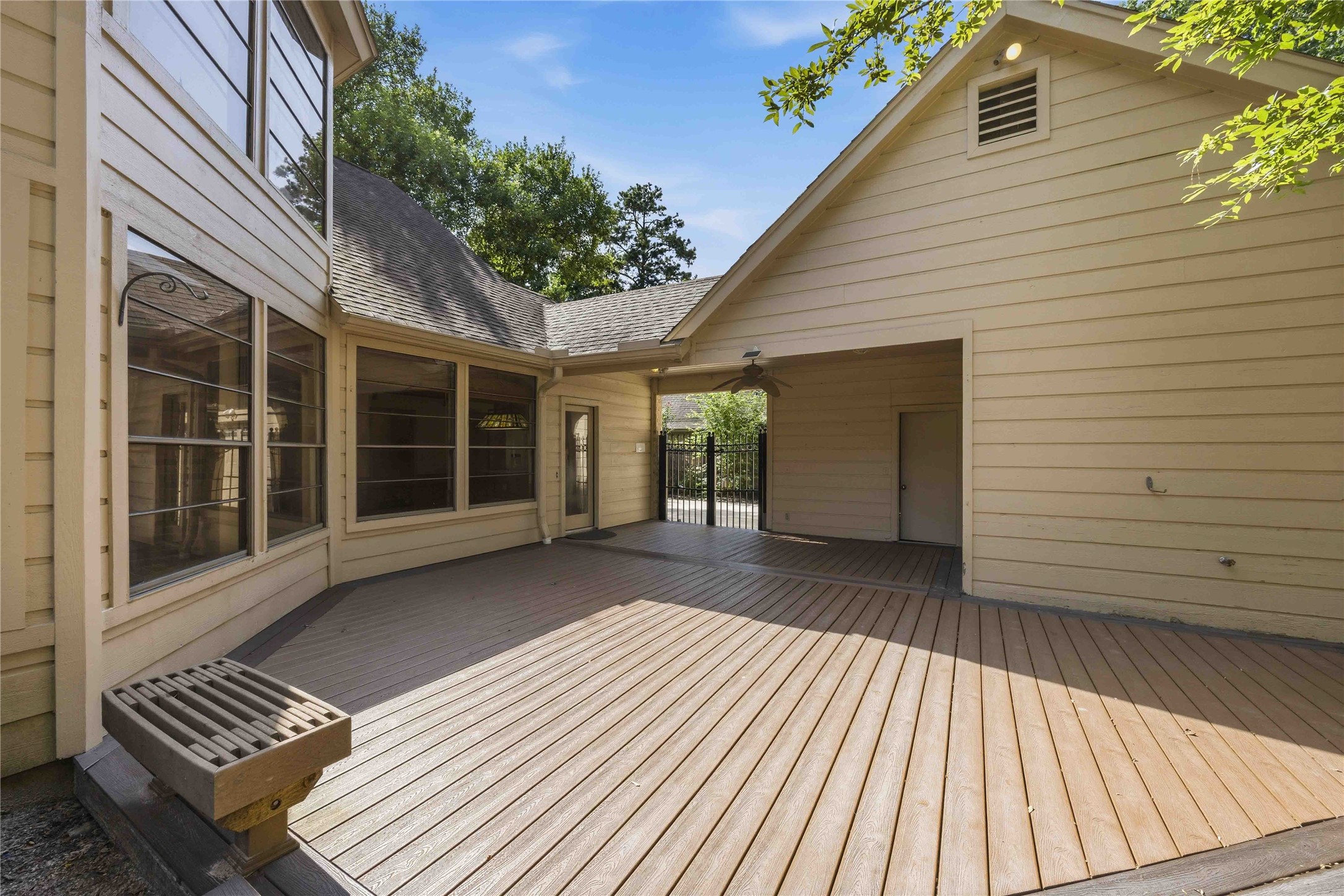 27 Shining Lakes Place Property Photo 29