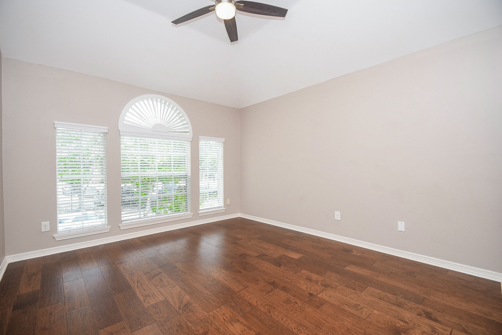 9715 Atwell Drive Property Photo 32