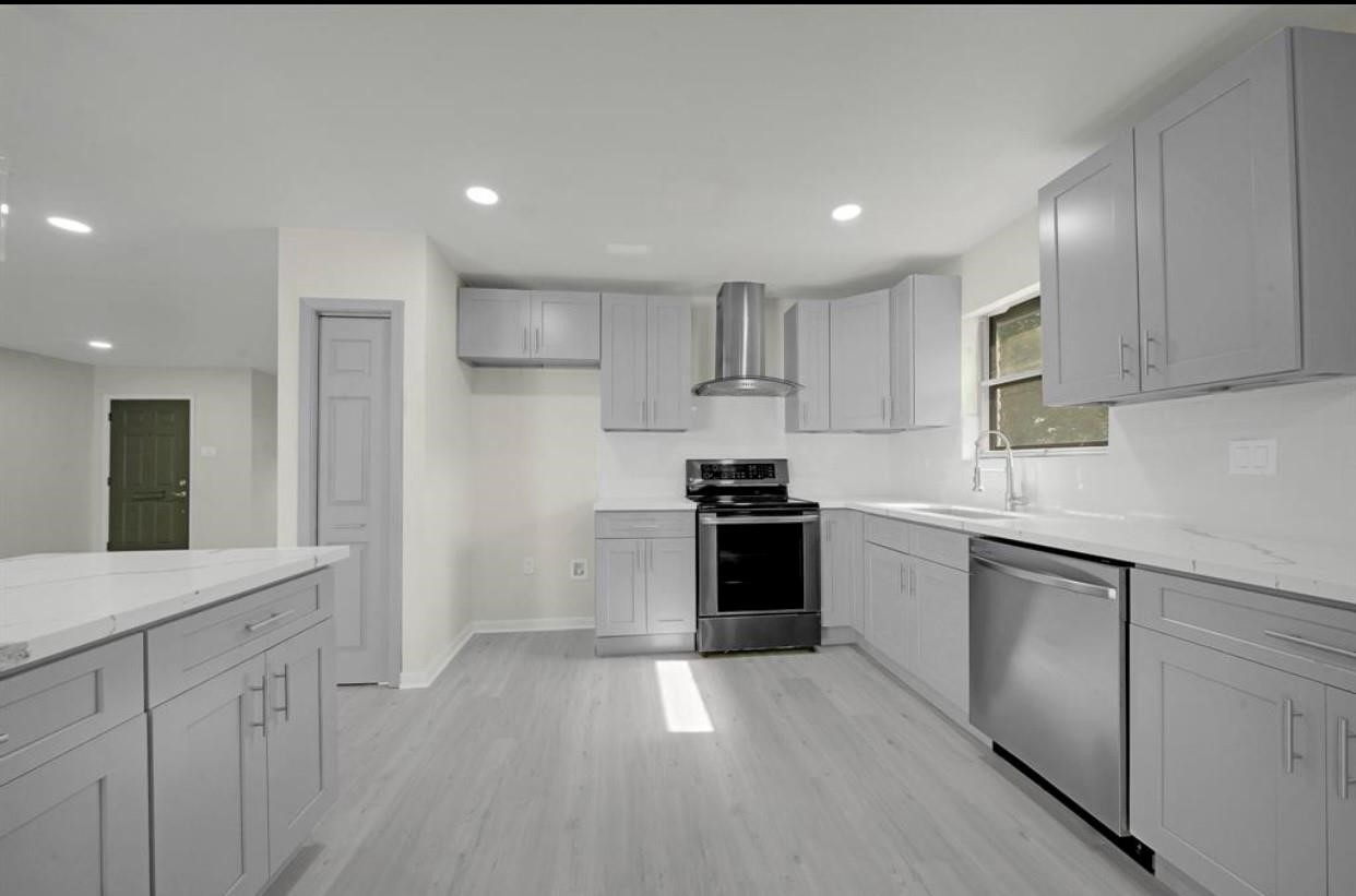 5822 Belrose Drive Property Photo 6