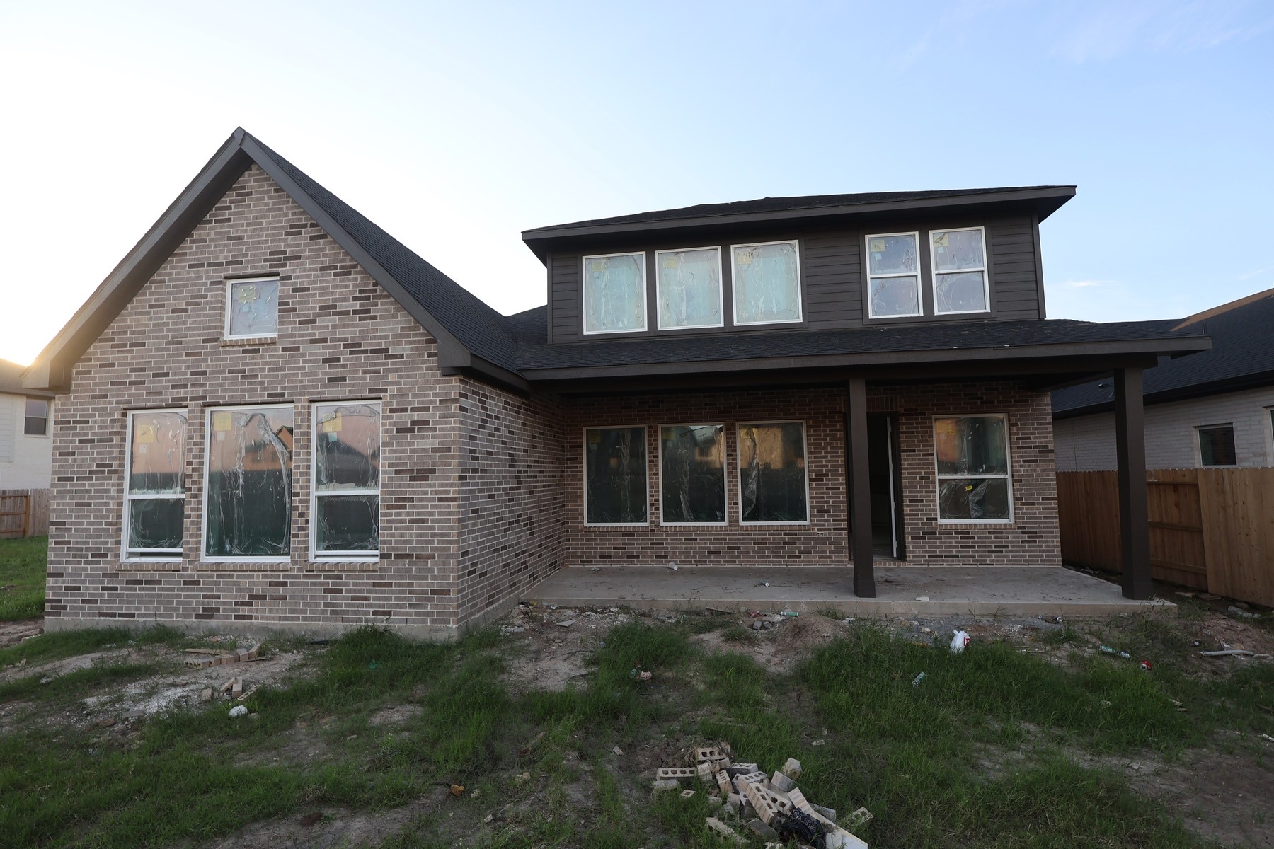 5011 Nesbit Path Property Photo 3