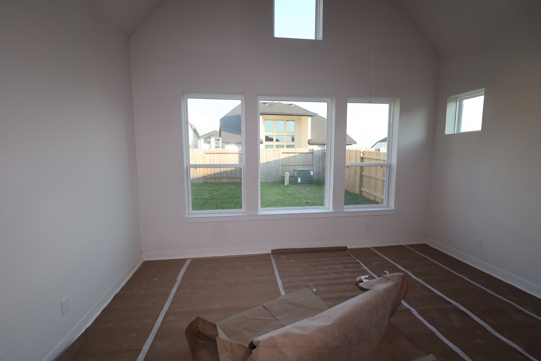 5011 Nesbit Path Property Photo 8