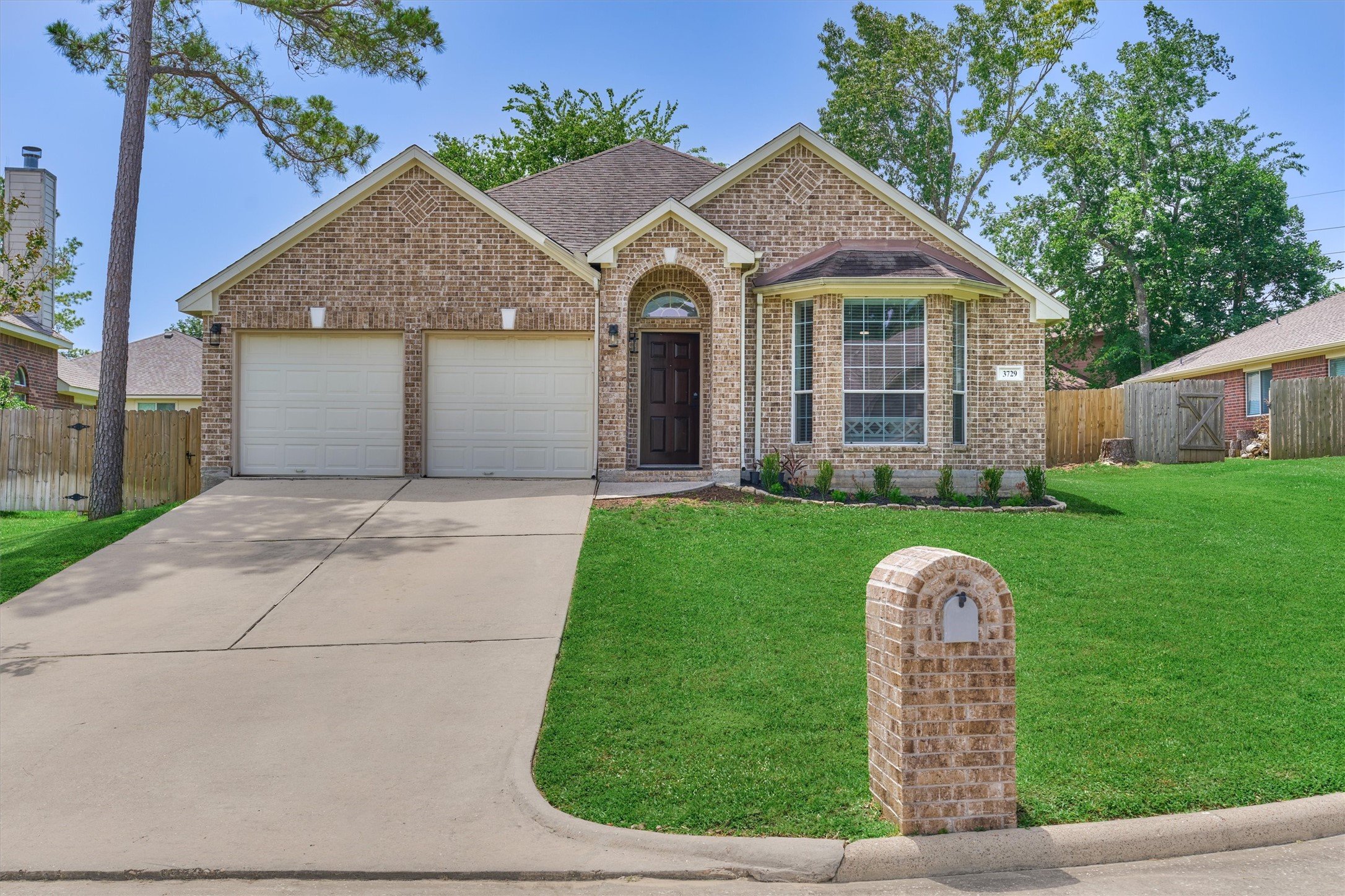 3729 Breckenridge Drive Property Photo 1