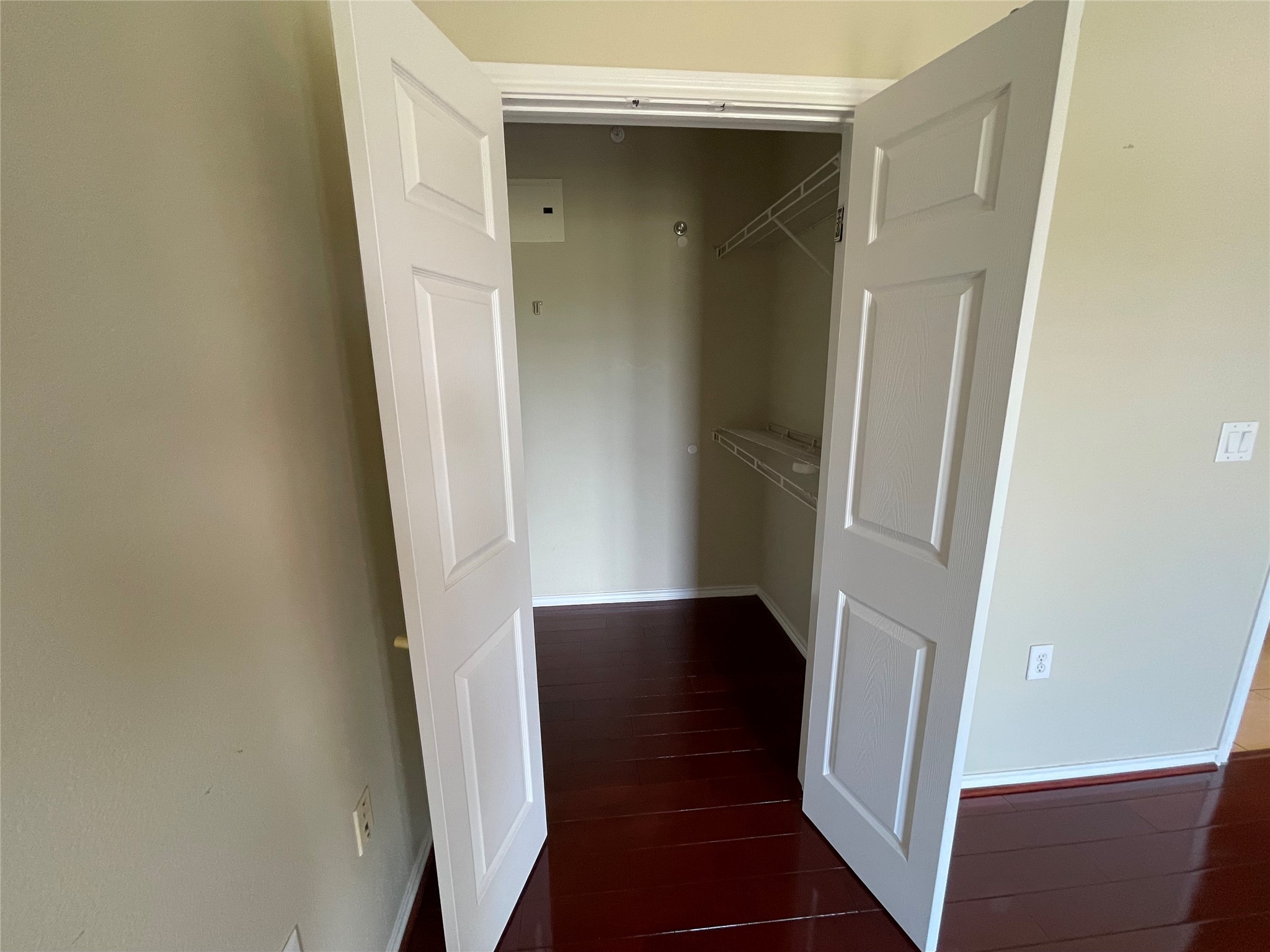 2400 Mccue Road 430 Property Photo 20