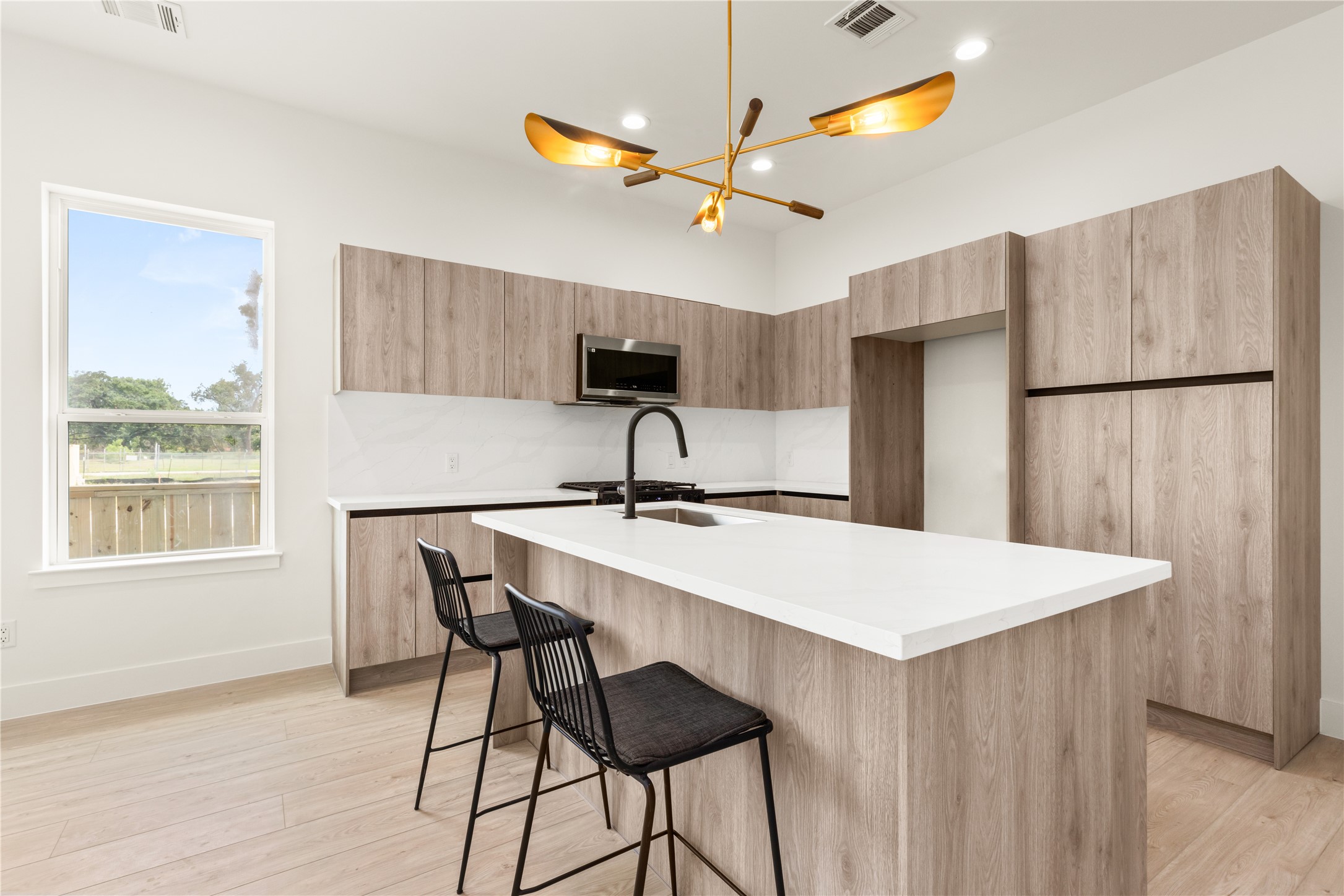 107 Tolima Dove Street Property Photo 12