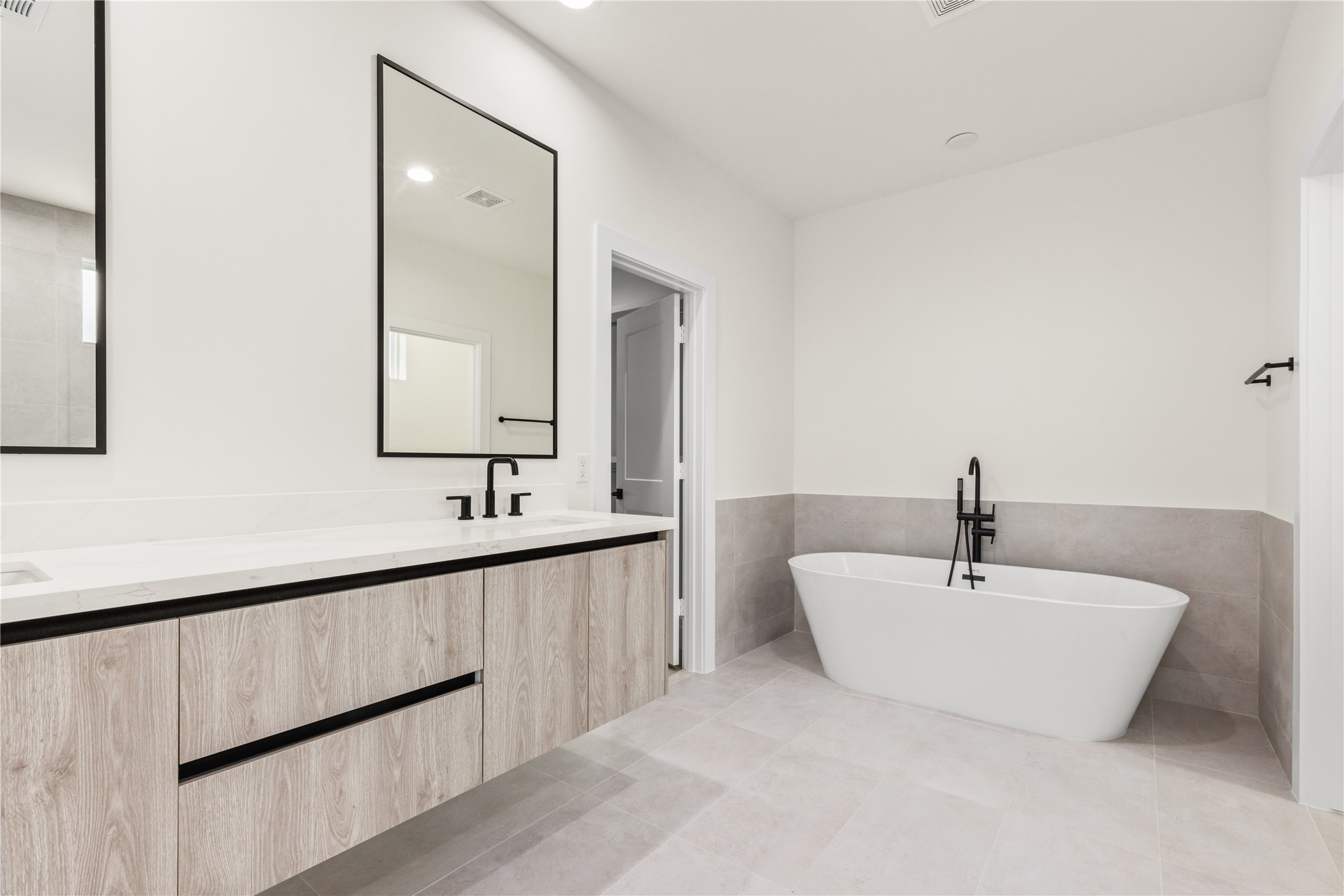 107 Tolima Dove Street Property Photo 17