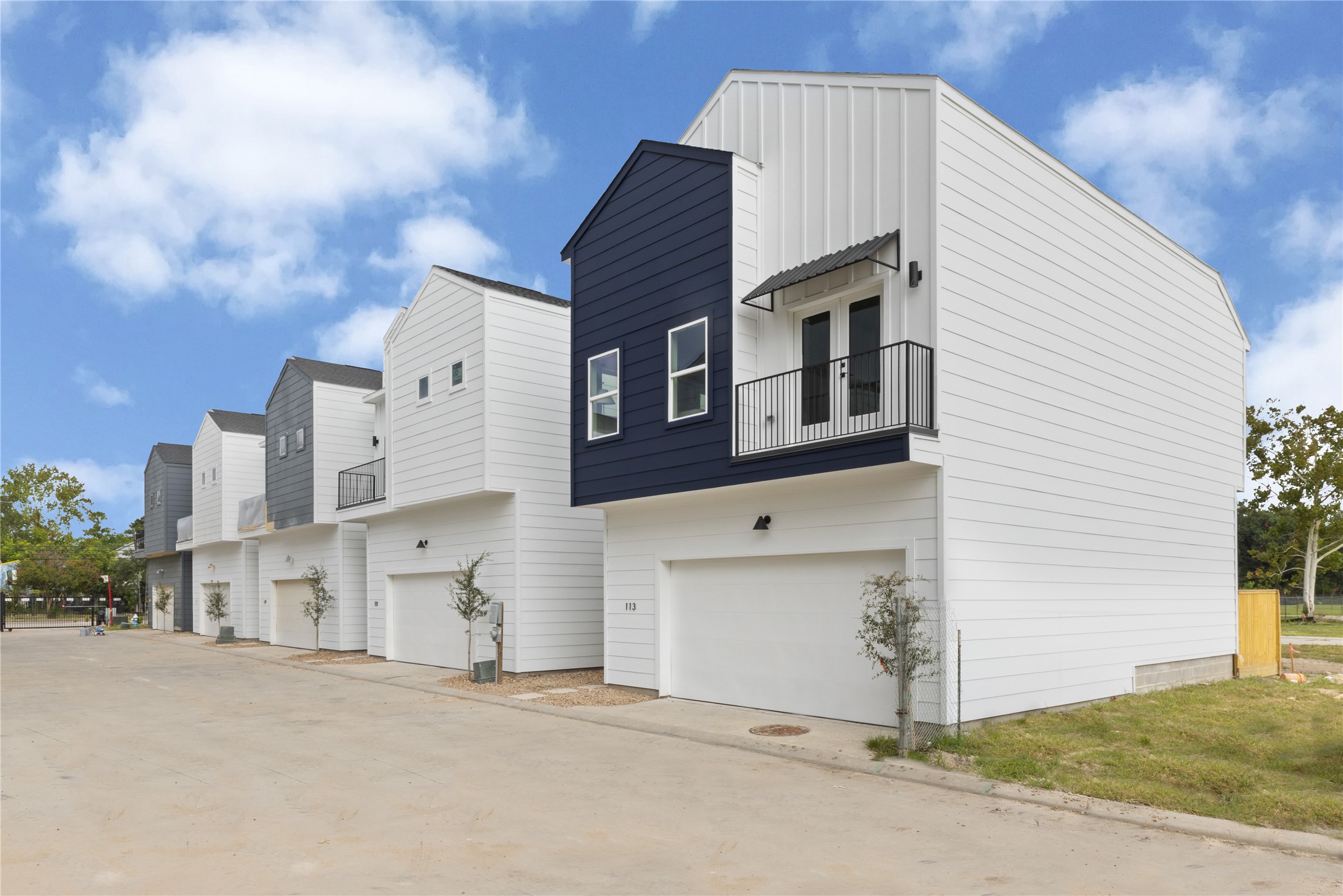 107 Tolima Dove Street Property Photo 28