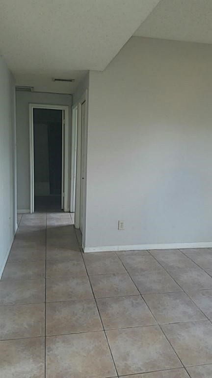 10104 Waterstone Drive Property Photo 6