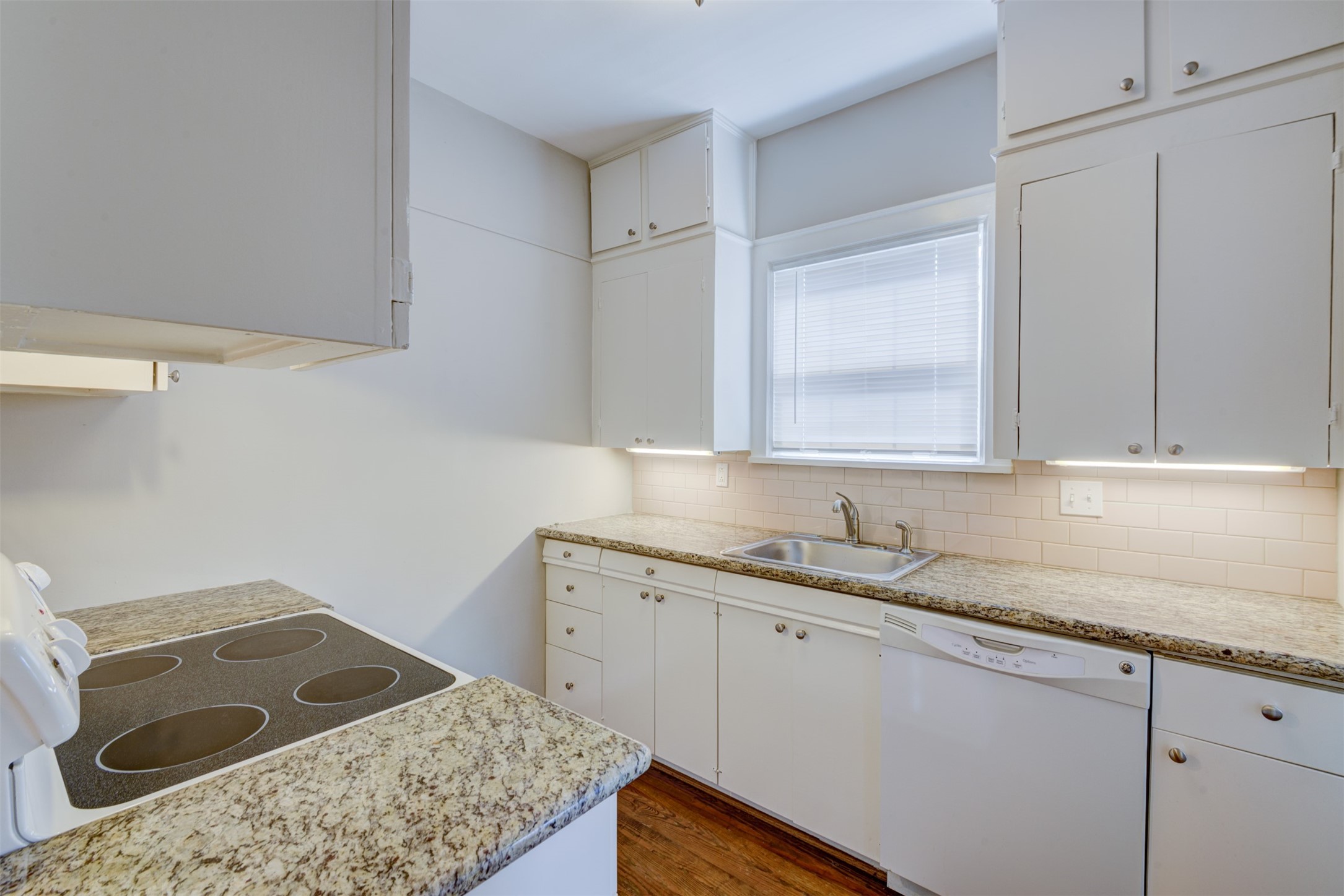 1313 Peden Street Property Photo 29