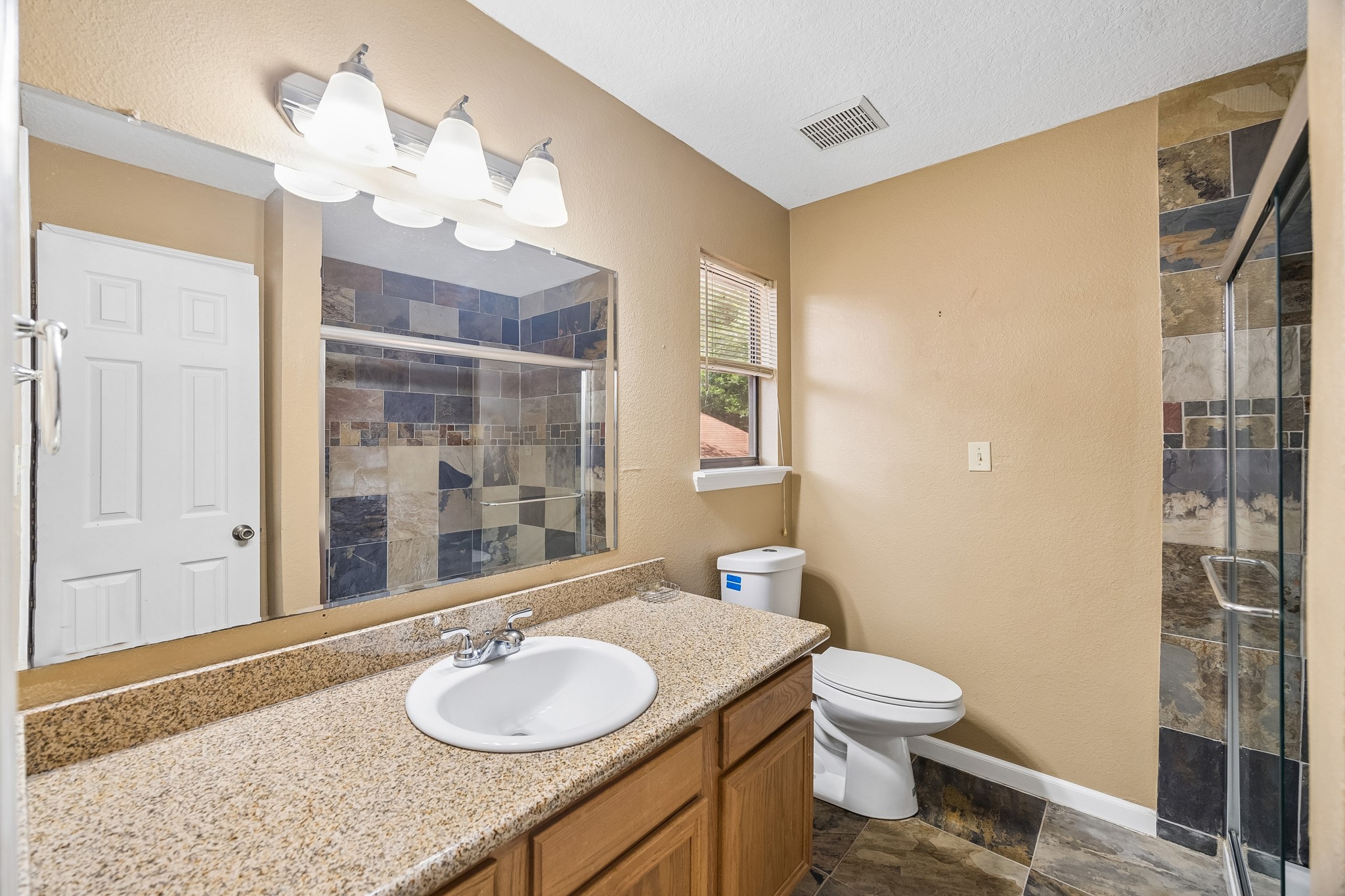 422 Nursery Road Property Photo 8