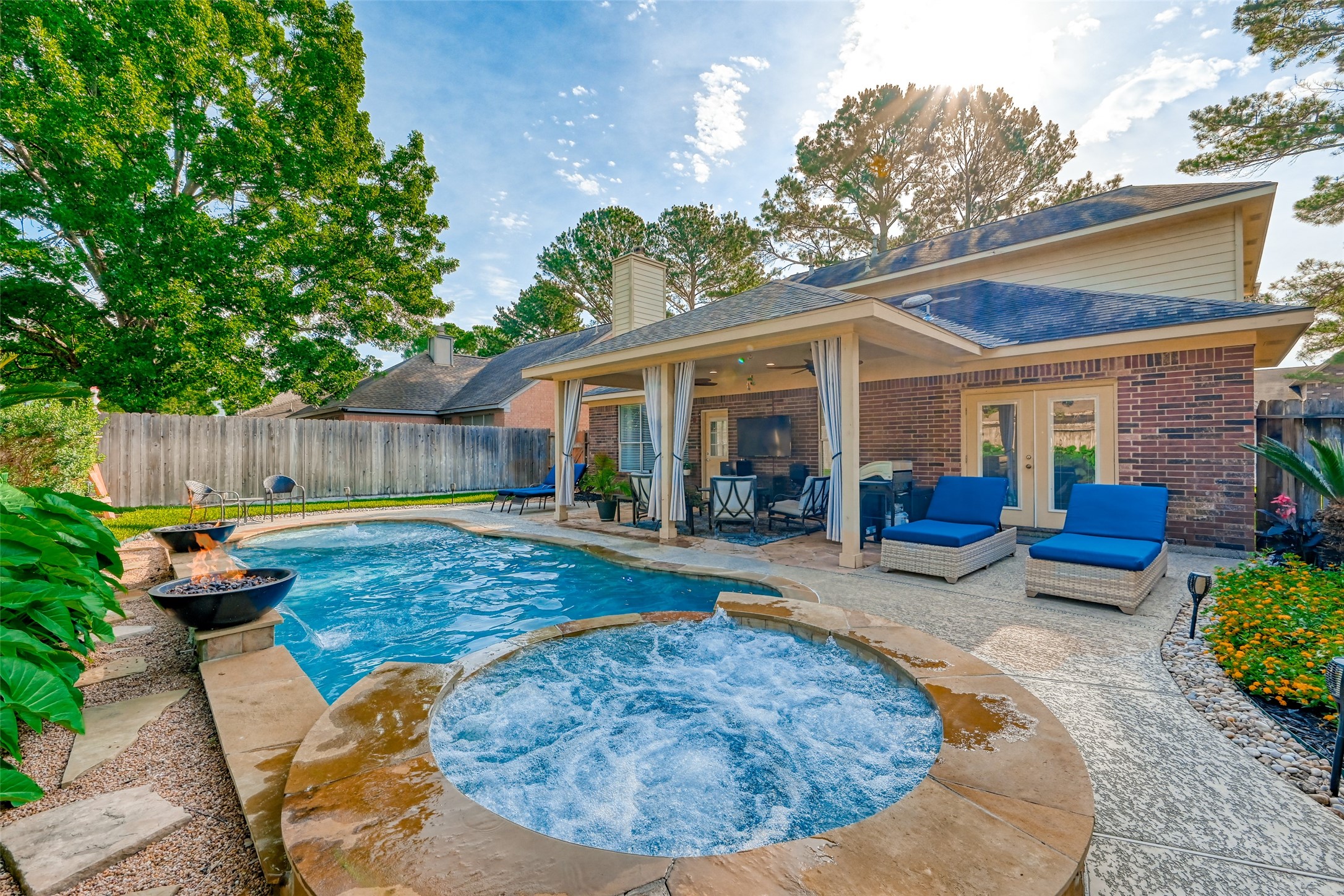 14507 Huntmont Drive Property Photo 1