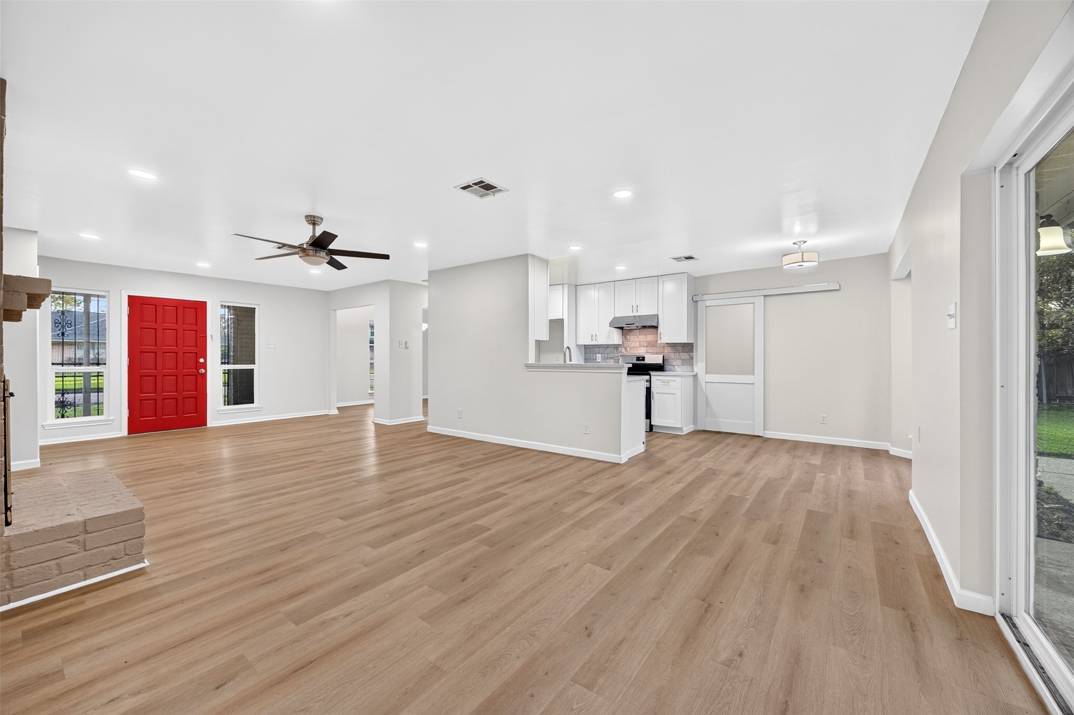 9231 Sandstone Street Property Photo 14