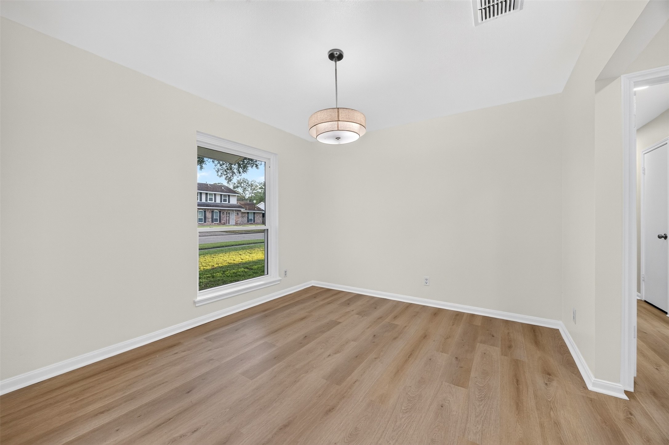 9231 Sandstone Street Property Photo 19
