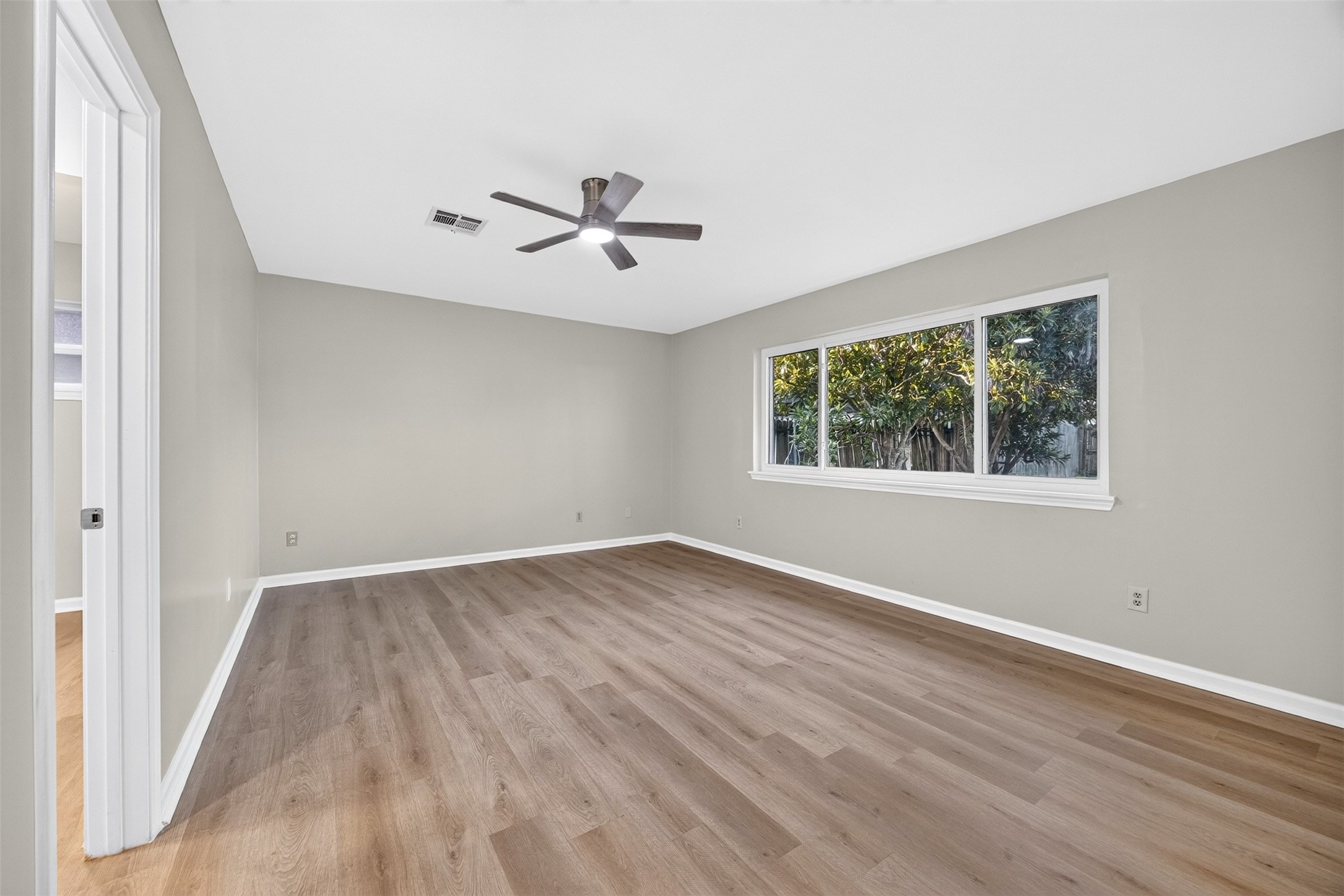 9231 Sandstone Street Property Photo 21