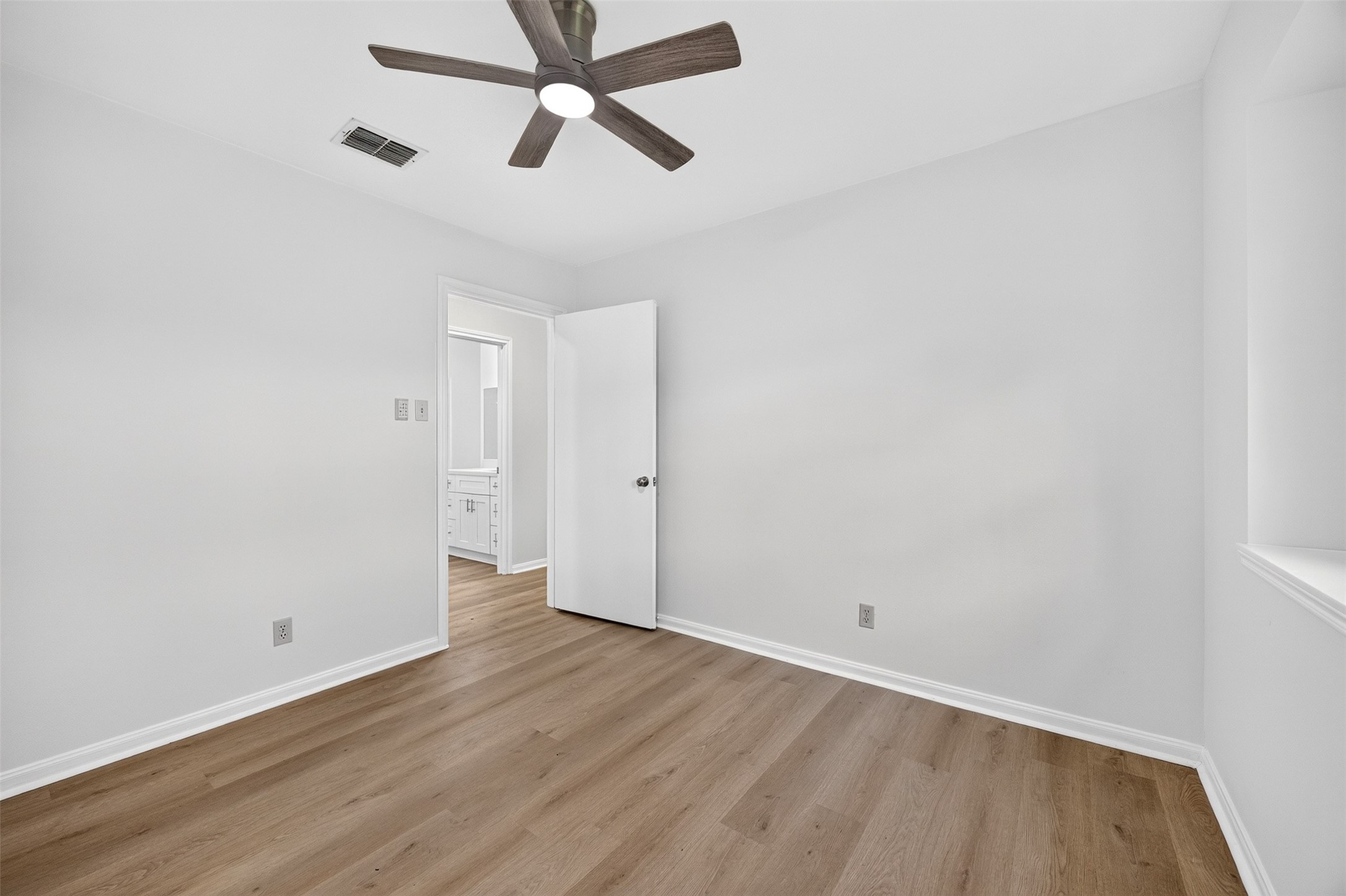 9231 Sandstone Street Property Photo 27