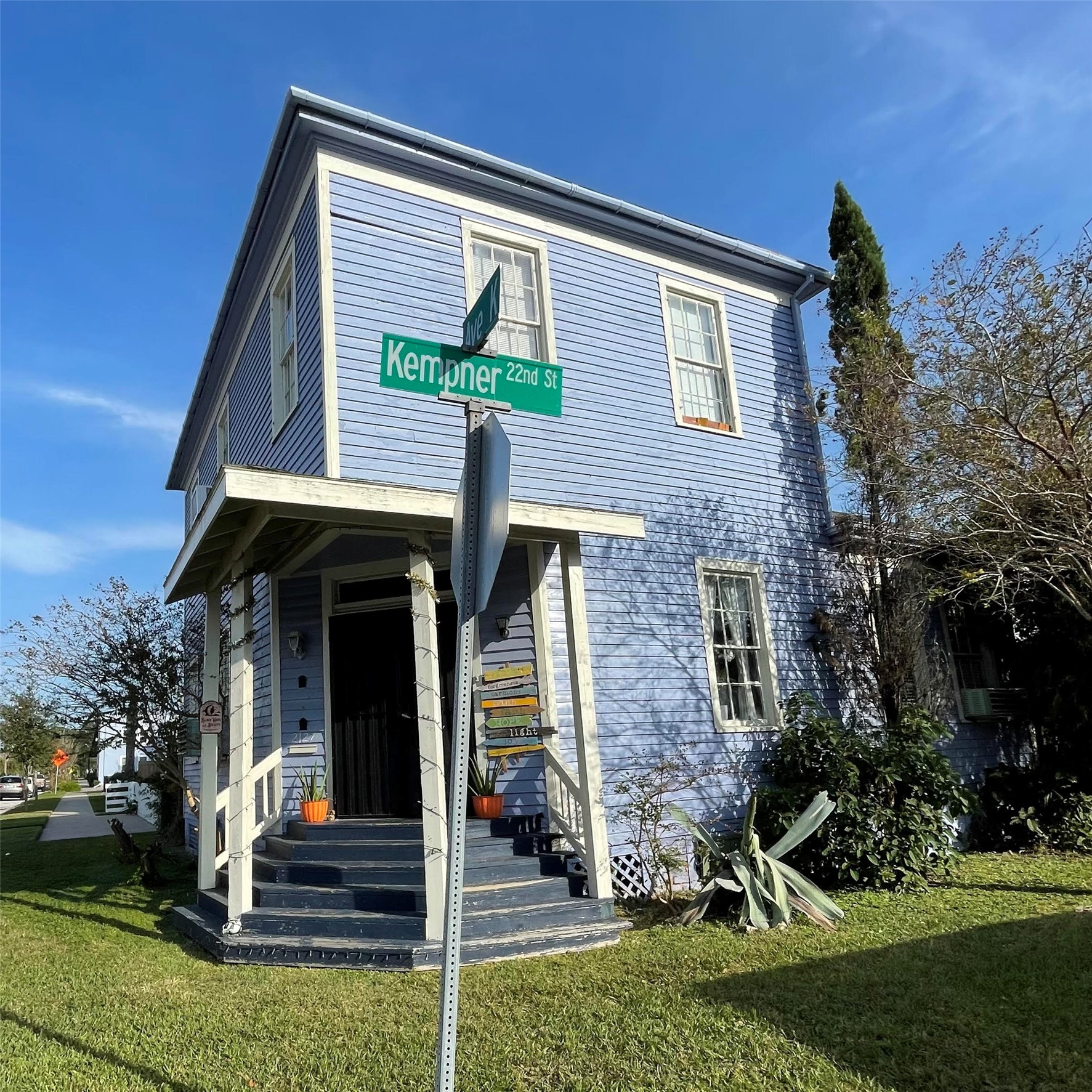 2127 Avenue K Up Property Photo 10